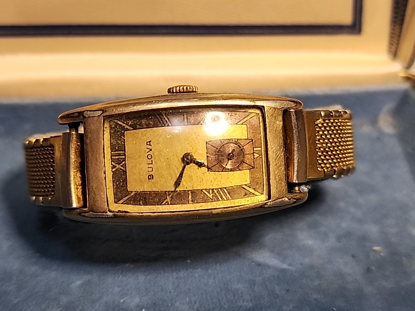 Vintage Bulova Midshipman Watch 17 Jewels Swiss Adjusted Bulova Curve RUNS