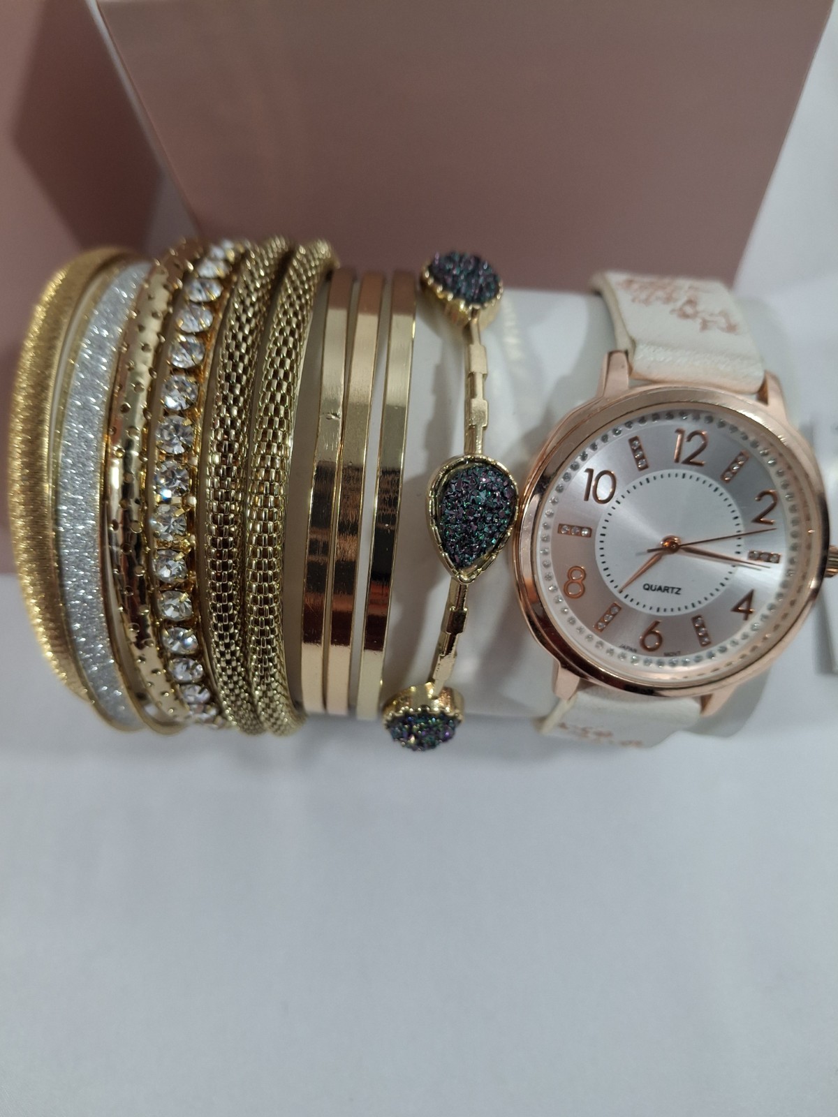American Exchange Women’s Watch & Bracelet Gift Set in Box 11 Pieces