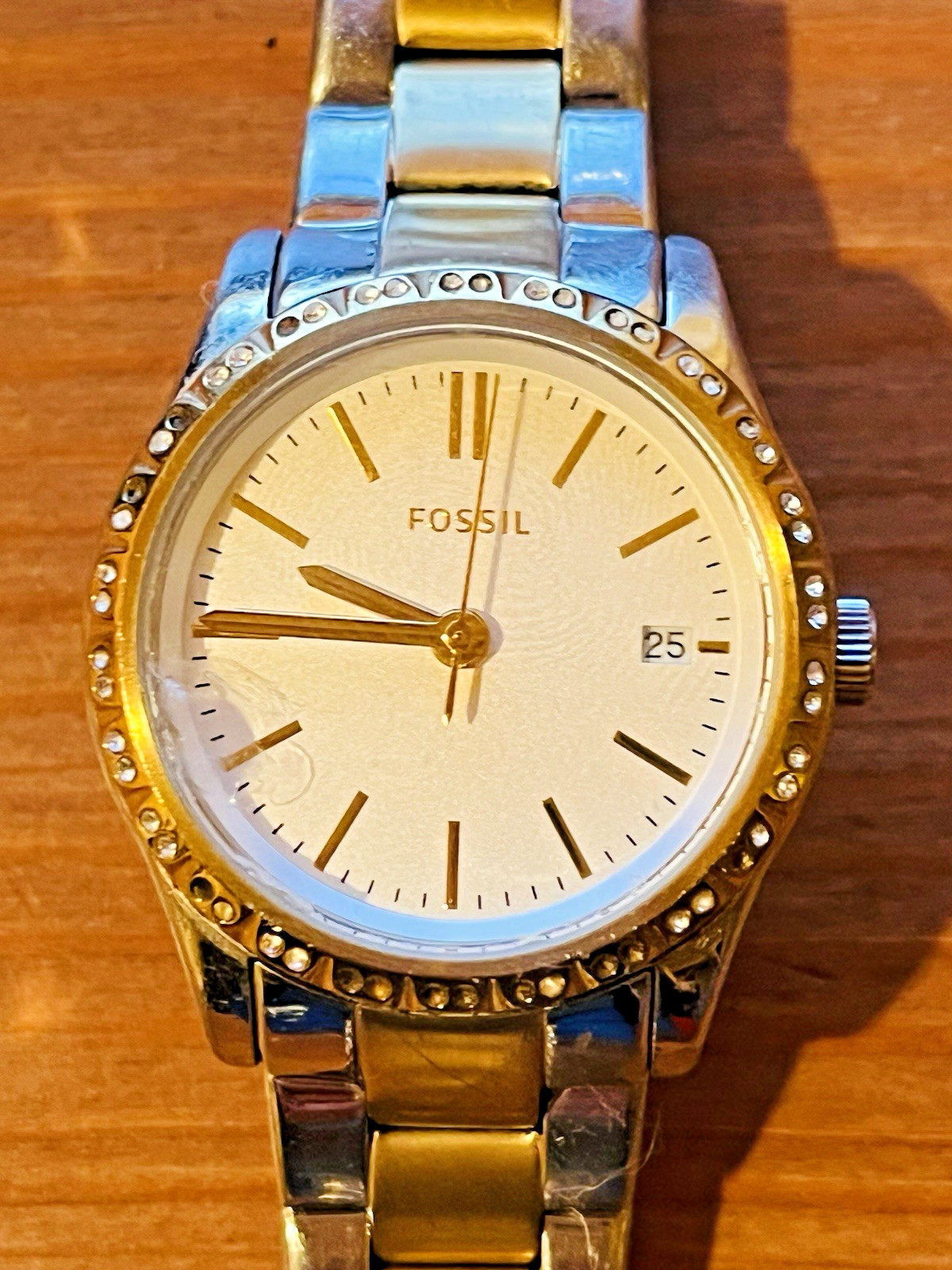 Fossil Womens Watch BQ3376 Two Tone Stainless Steel Case Quartz Damaged Crystal