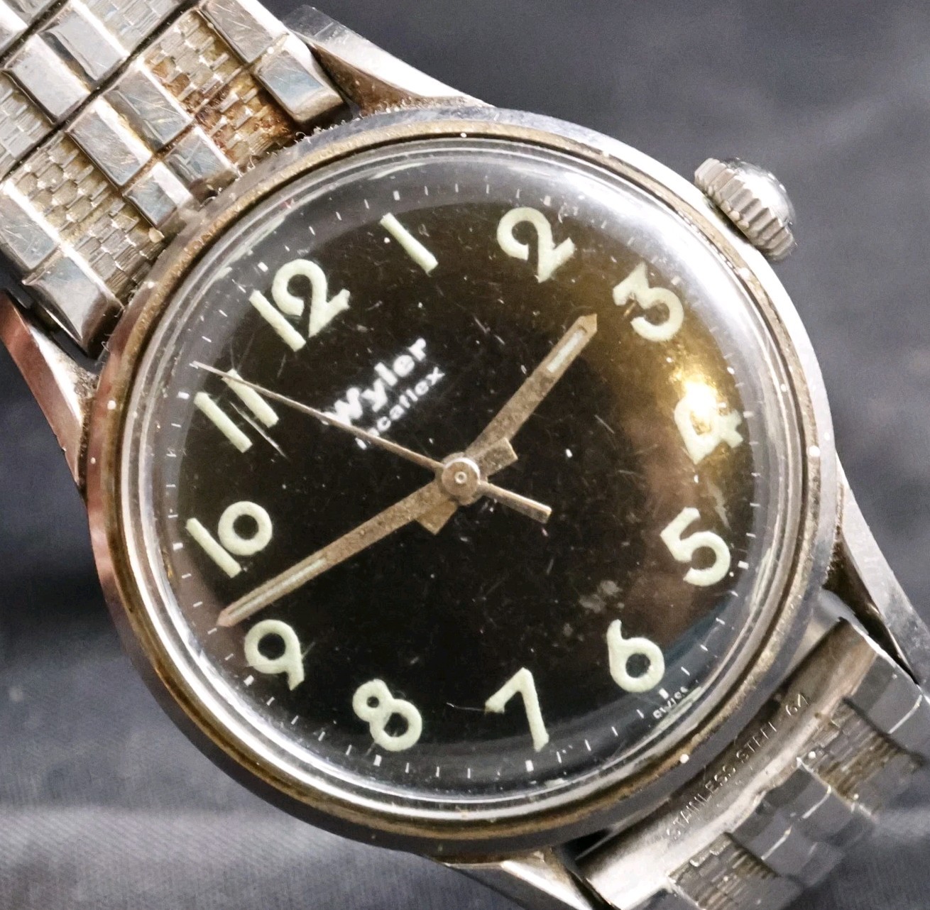 Wyler – Incaflex Military Style Black Dial Watch 1970/1 1162 – Running – WOW