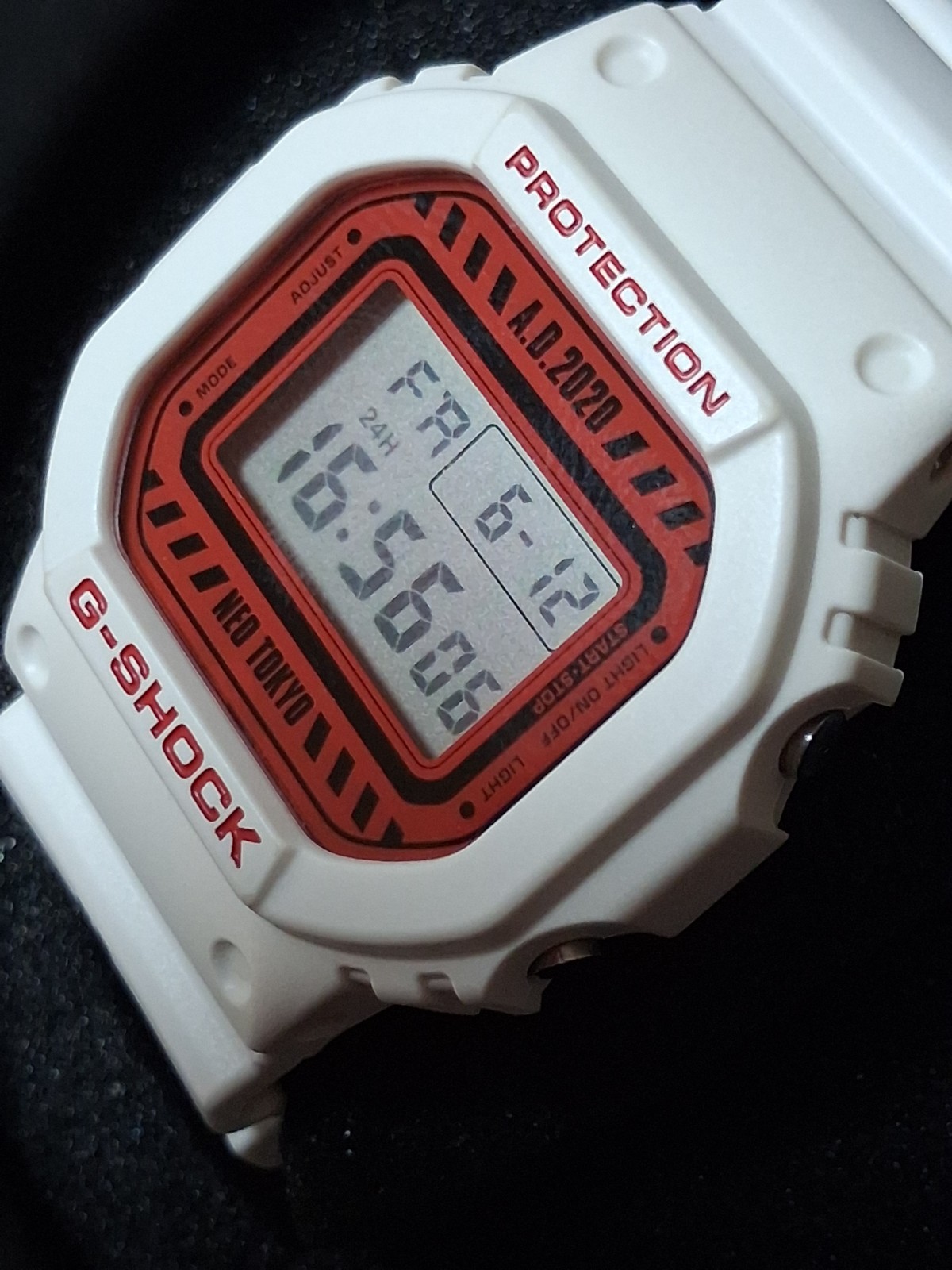 G-Shock AKIRA “Neo Tokyo” 2013 Limited Edition, DW-5600VT