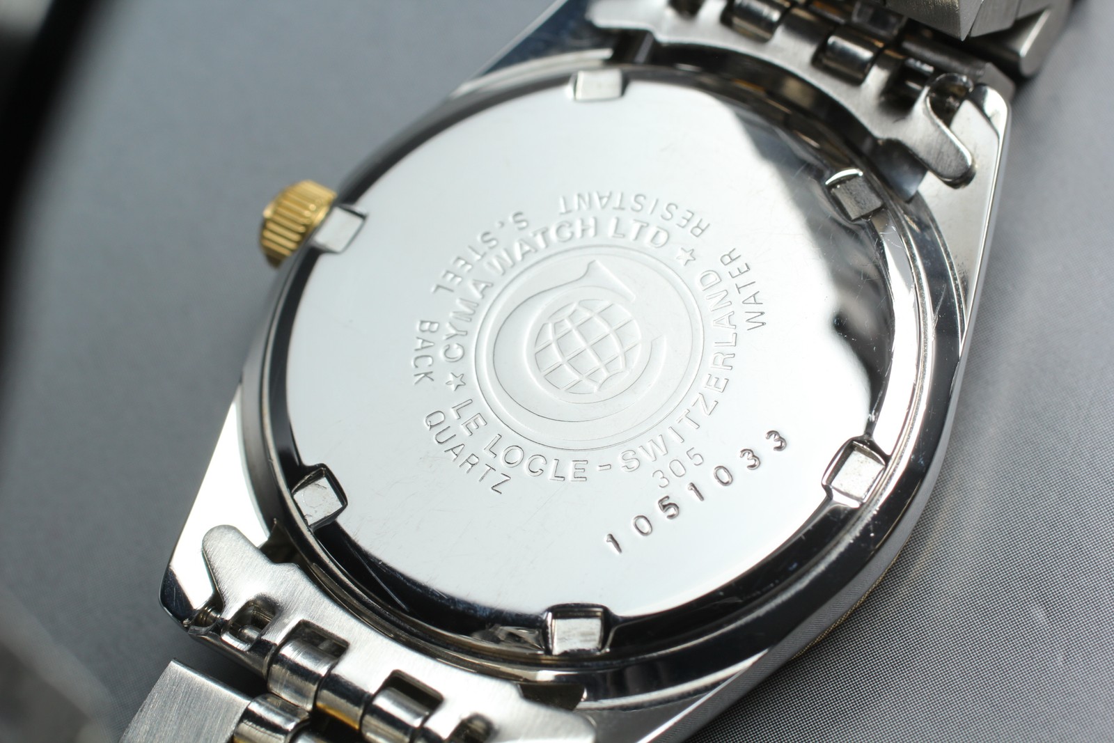 CYMA Date Gold Coin Edge Fluted Bezel Quartz Mens Watch Ref.305 Vtg 1991 EXC+5