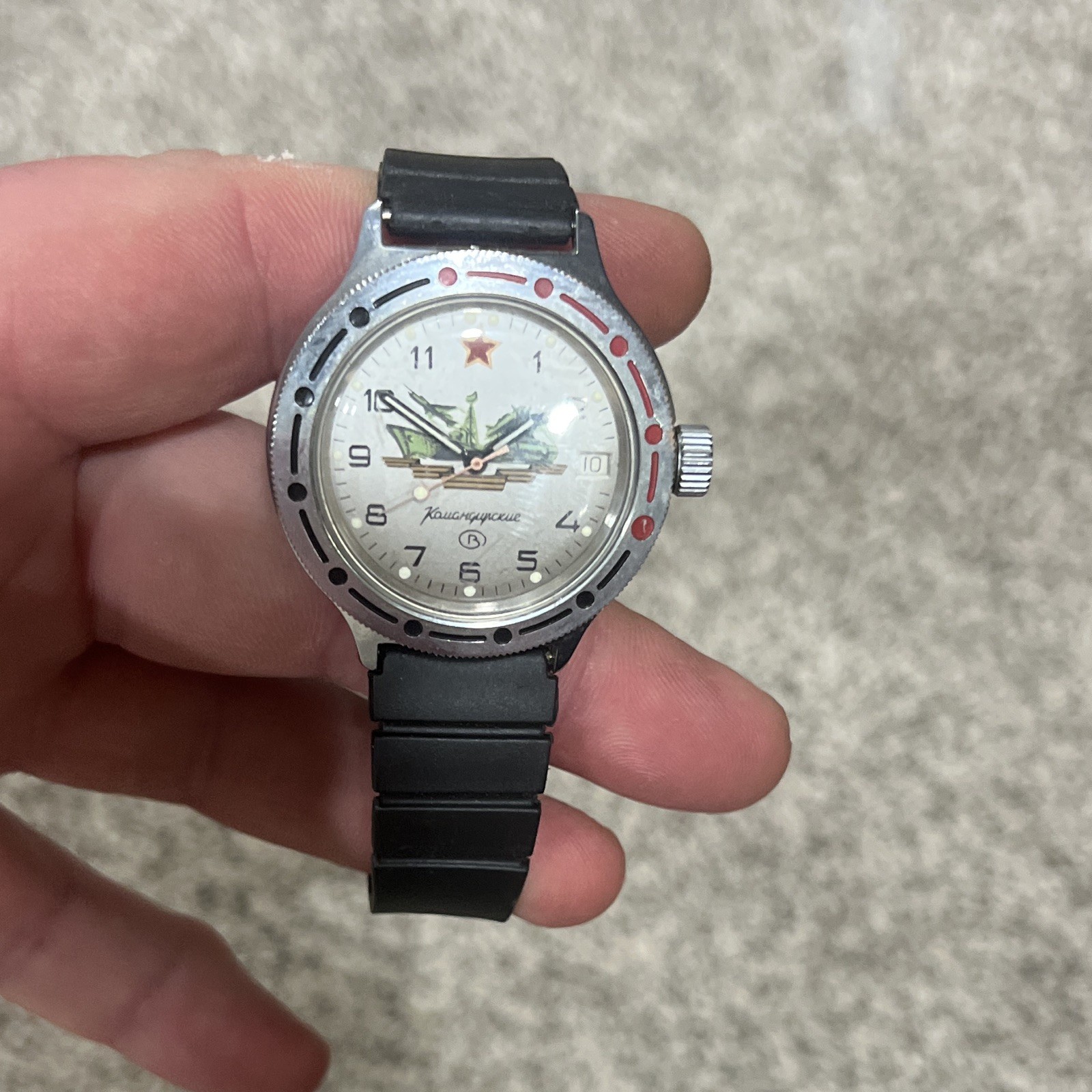 Vostok Komandirskie Mechanical Analog Watch Date White Dial 200m 39mm Rubber