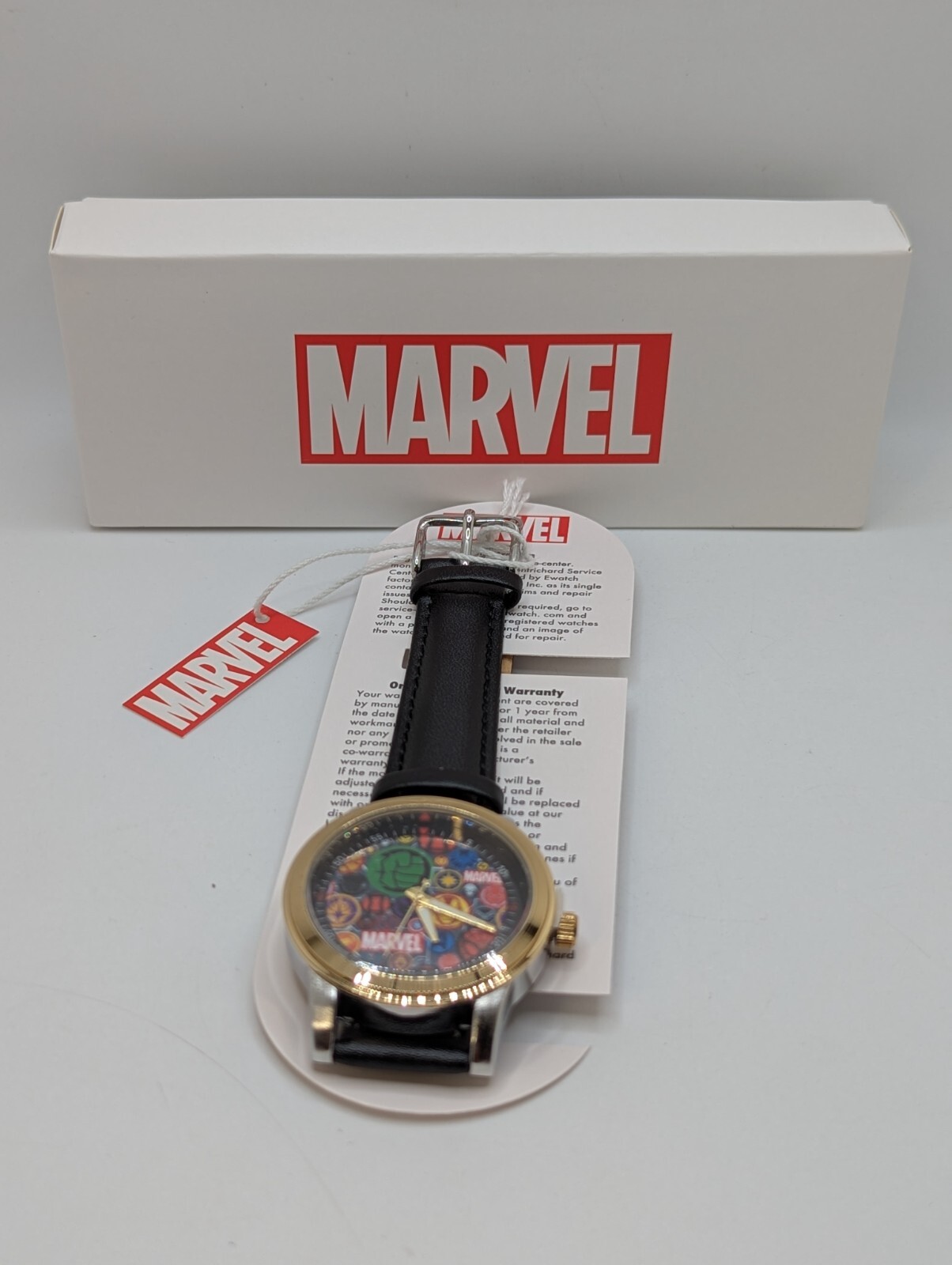 Marvel Mens Black Band Avengers Logo Captain America Round Wristwatch WMA000058