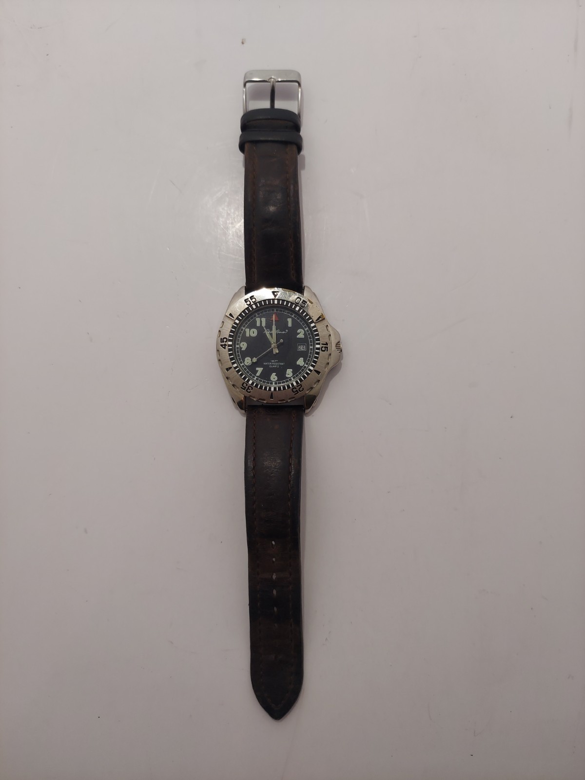 Eddie Bauer Vintage Analog Mens Watch Leather Strap – Needs New Battery Preowned