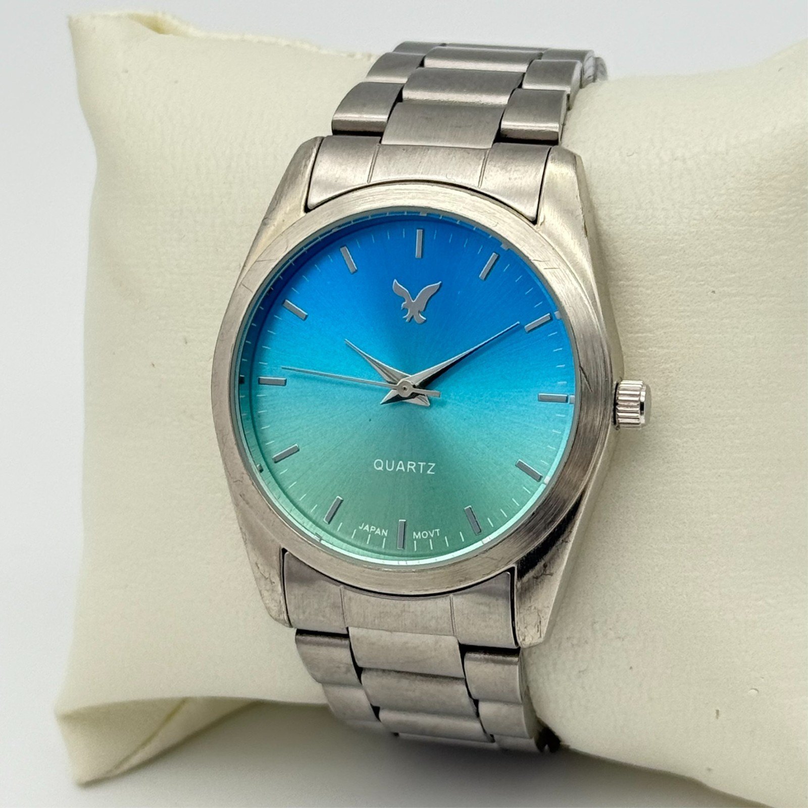 Women’s American Eagle Outfitters Silver Tone Blue Ombre Dial Bracelet Watch