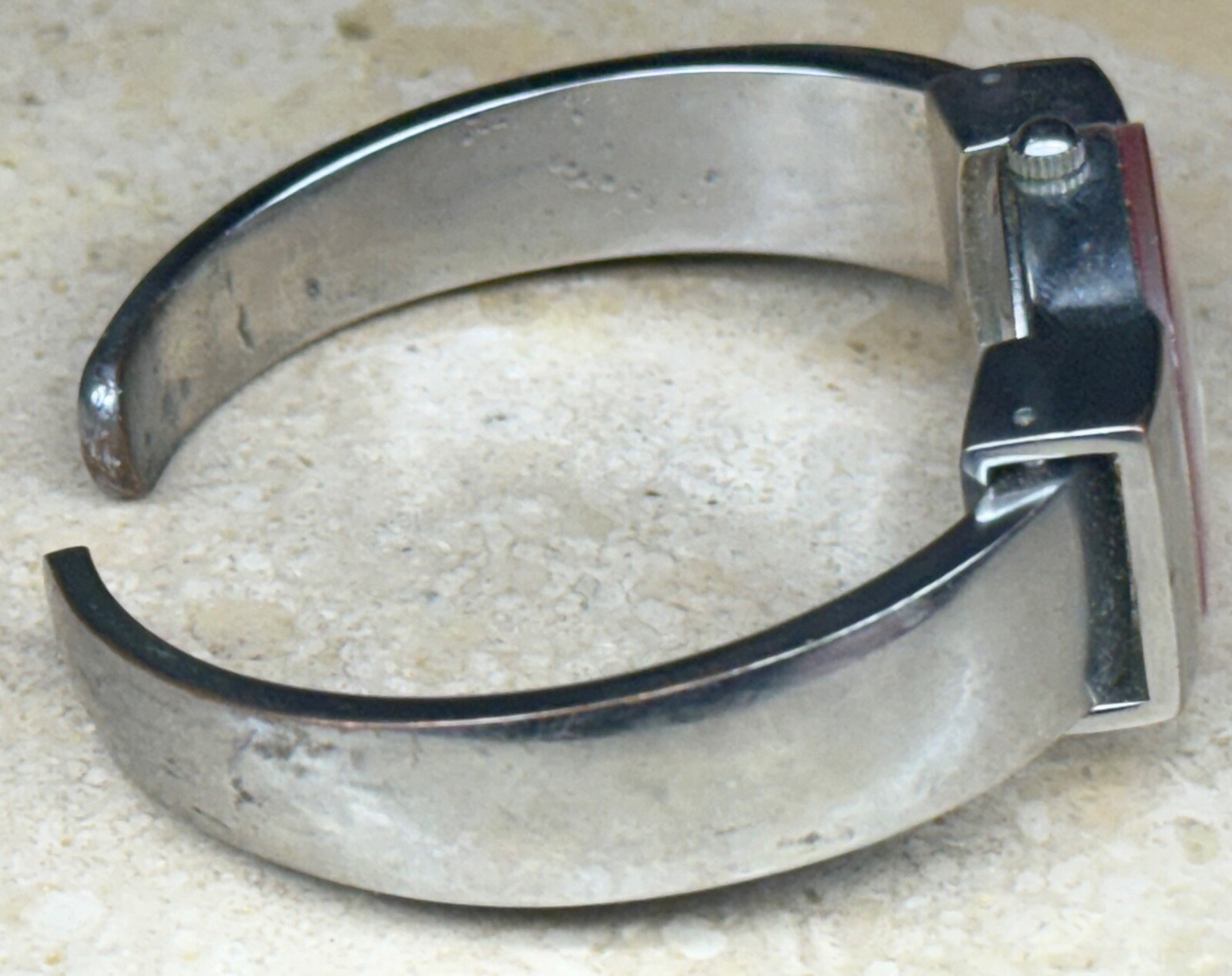 Vintage Women’s Quartz Christmas Wristwatch Snowman Silver Tone XM10 Holidays