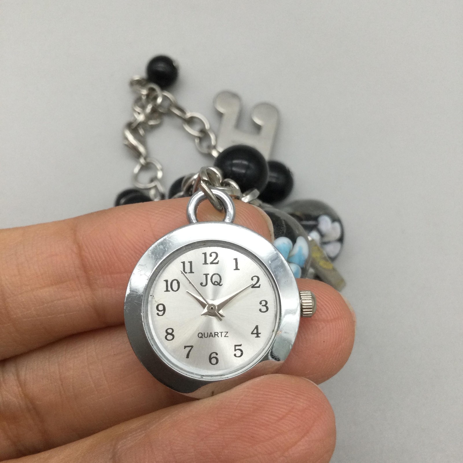 JQ Music Note Charm Bracelet Watch Womens 22mm Black Glass Beads New Battery 8″