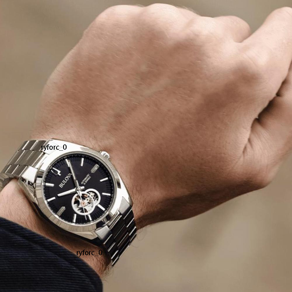 Bulova 96A270 Classic Surveyor Men’s Automatic Watch Stainless steel Band 42 mm