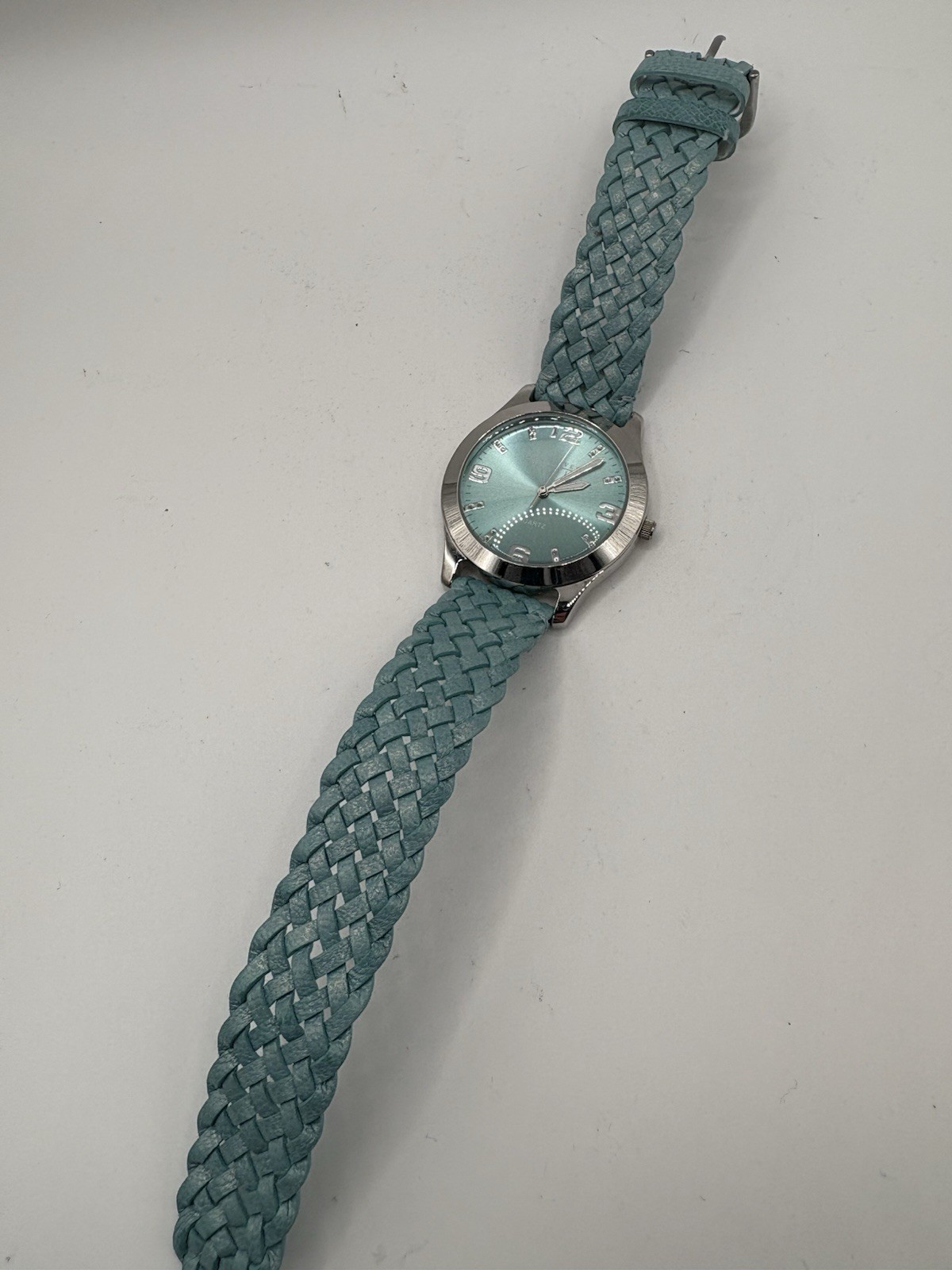 Joan Rivers Classics Women’s Watch Cream Aqua Blue Silver Tone Needs Battery