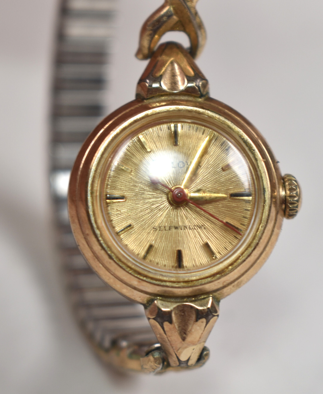 Vintage Bulova Self Winding 10K Rolled Gold Plate Starburst Dial Ladies Watch