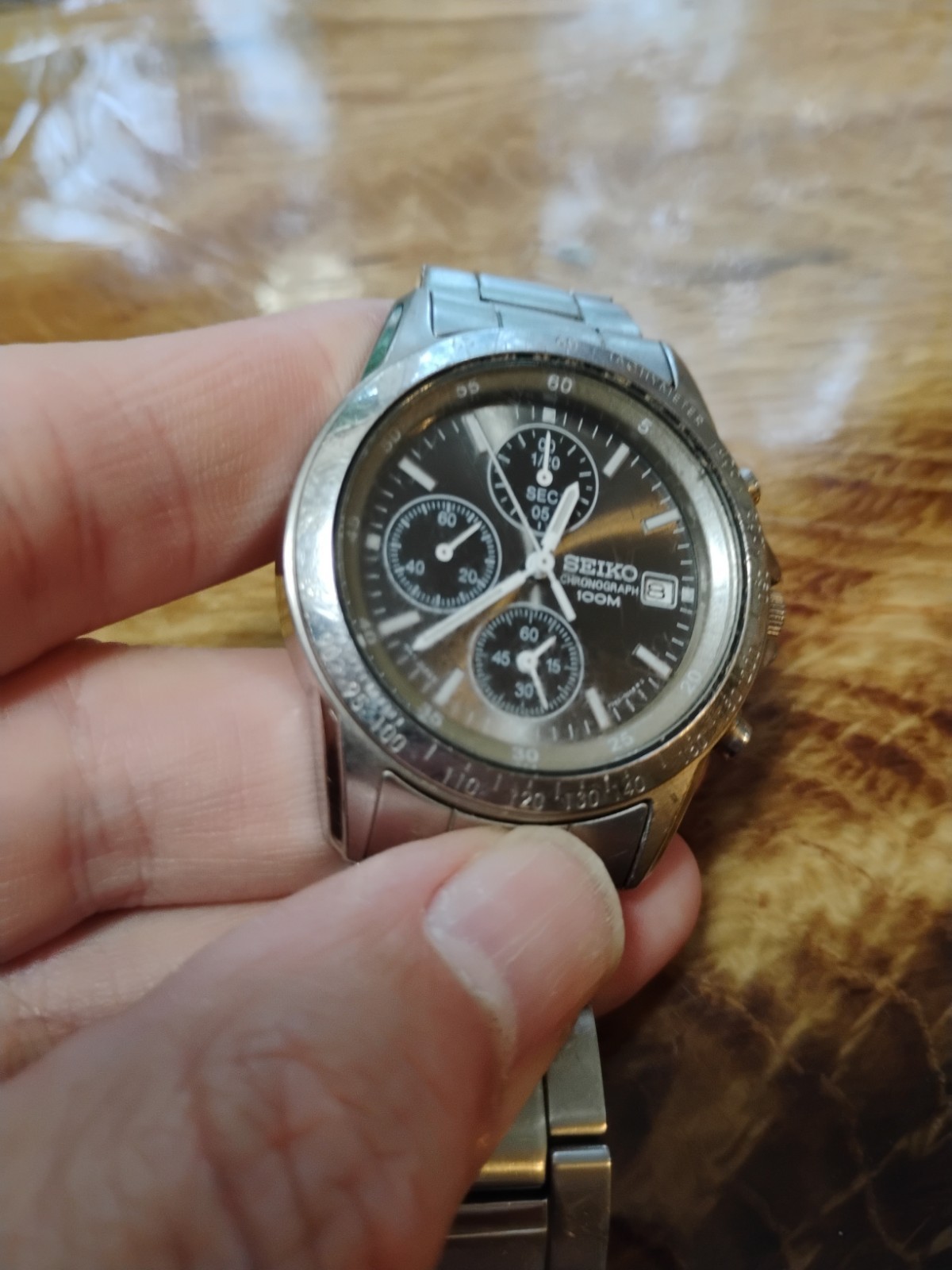 Seiko Men’s Chronograph 7T92-0DW0 Quartz Stainless Steel Watch