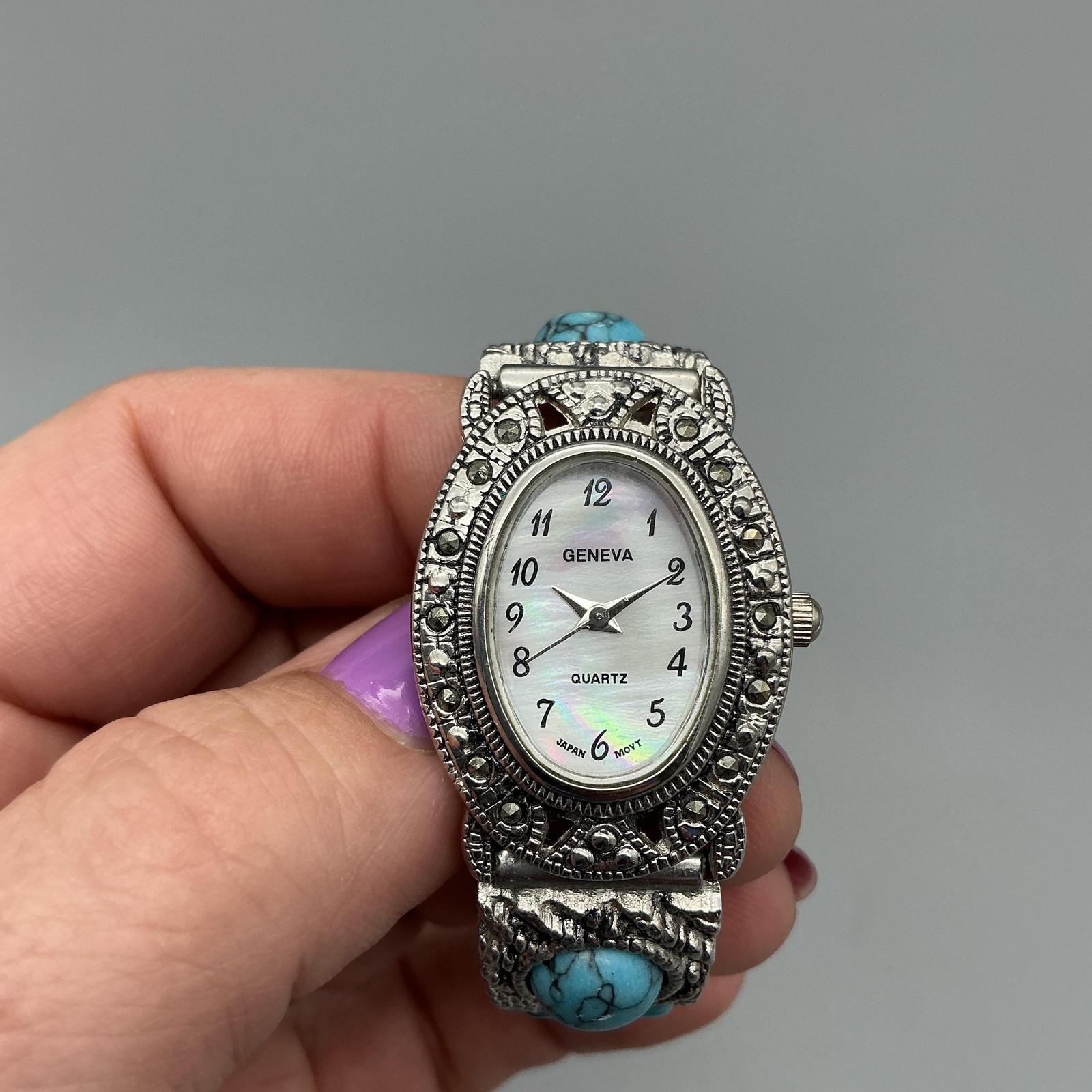 Geneva Elite Womens Watch 25mm MOP Southwest Silver Tone New Battery 7″