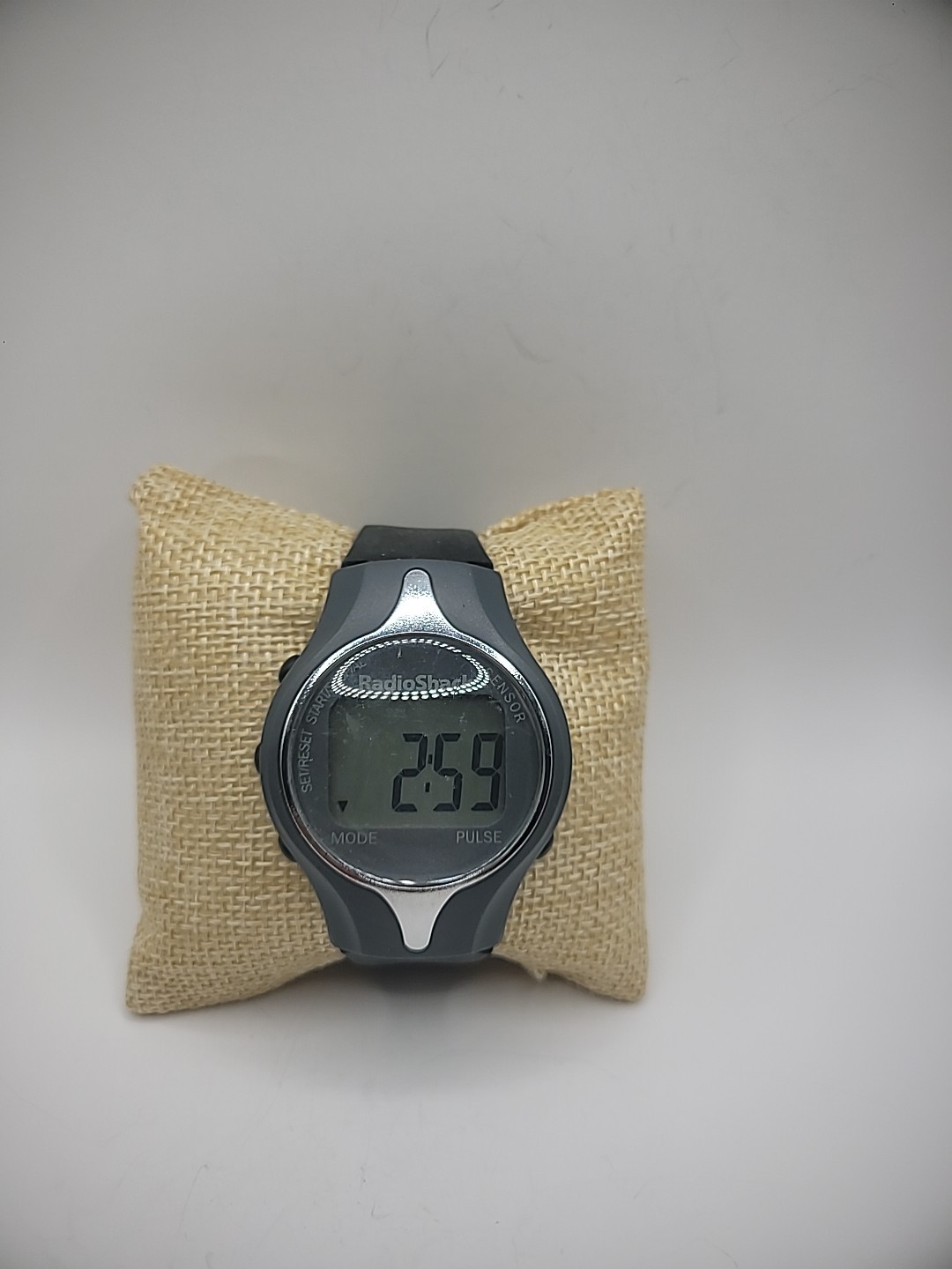 Vintage Wristwatch Watch Digital Gray 63-609 Pulse Watch Black Band New Battery