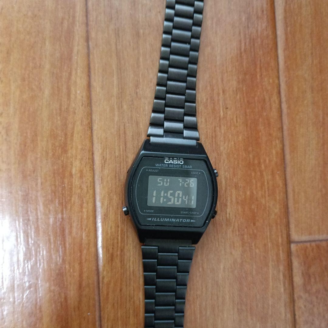 CASIO 　B640W　 ILLUMINATOR NEW