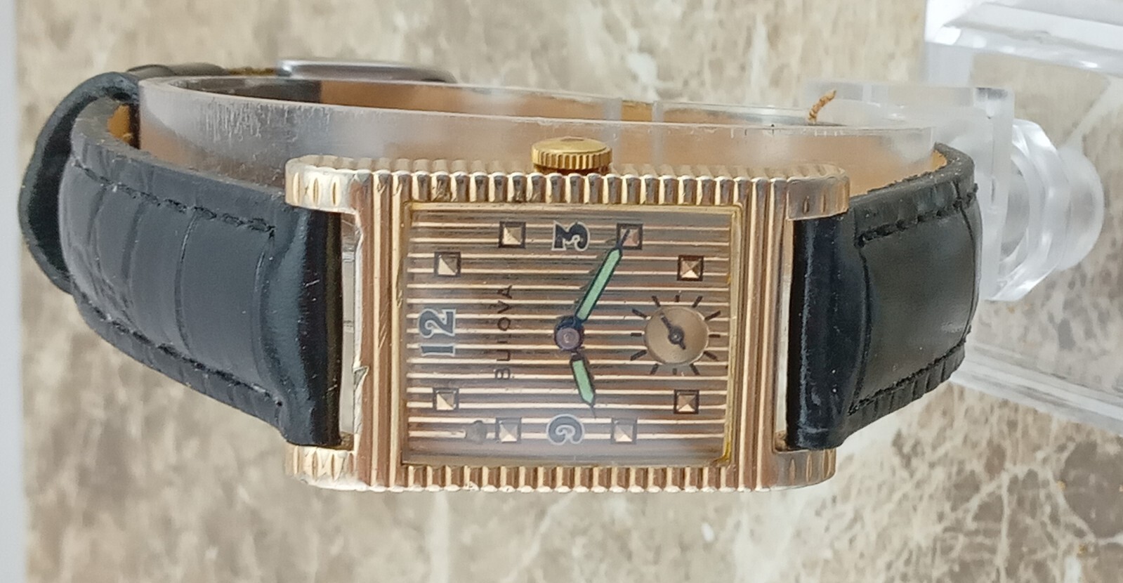 Vintage 10k Gold Swiss Fancy Oblong Bulova Academy Award Gents Wrist Watch 1950