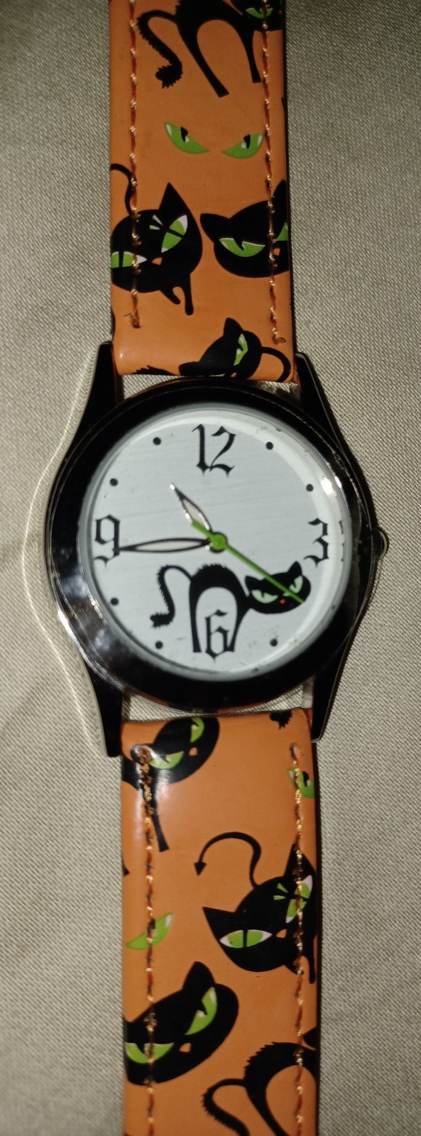 avon cat watch new condition black orange silver Halloween theme