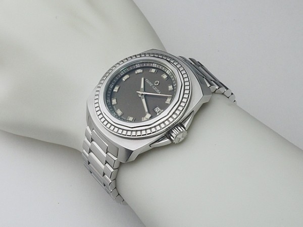 FAVRE-LEUBA RAIDER SEA KING 00.10107.08.41.45 STAINLESS STEEL WATCH USED AUTH