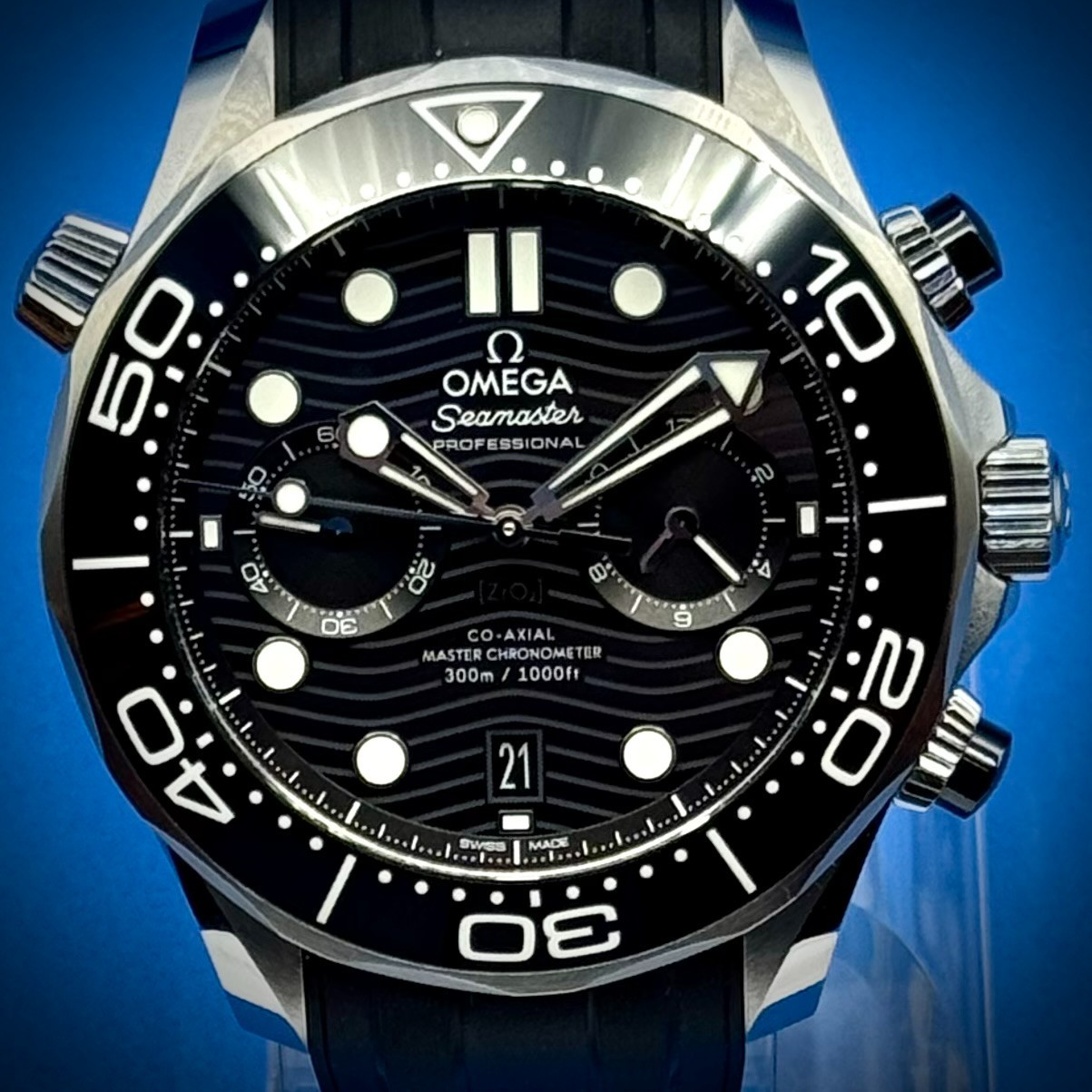 Omega Seamaster Diver Master Chronometer Watch 210.32.44.51.01.001 Dated-2025
