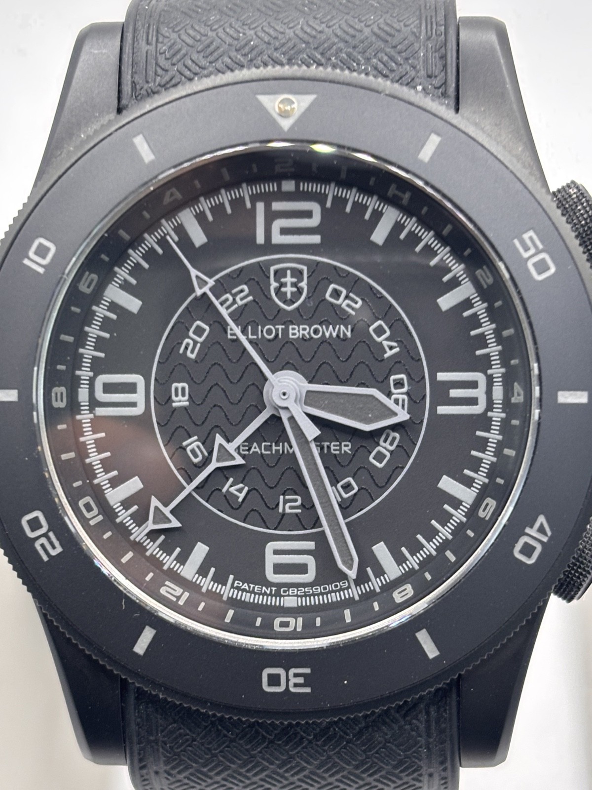 Elliot Brown Beachmaster Professional Blackout (undated) (SH034)