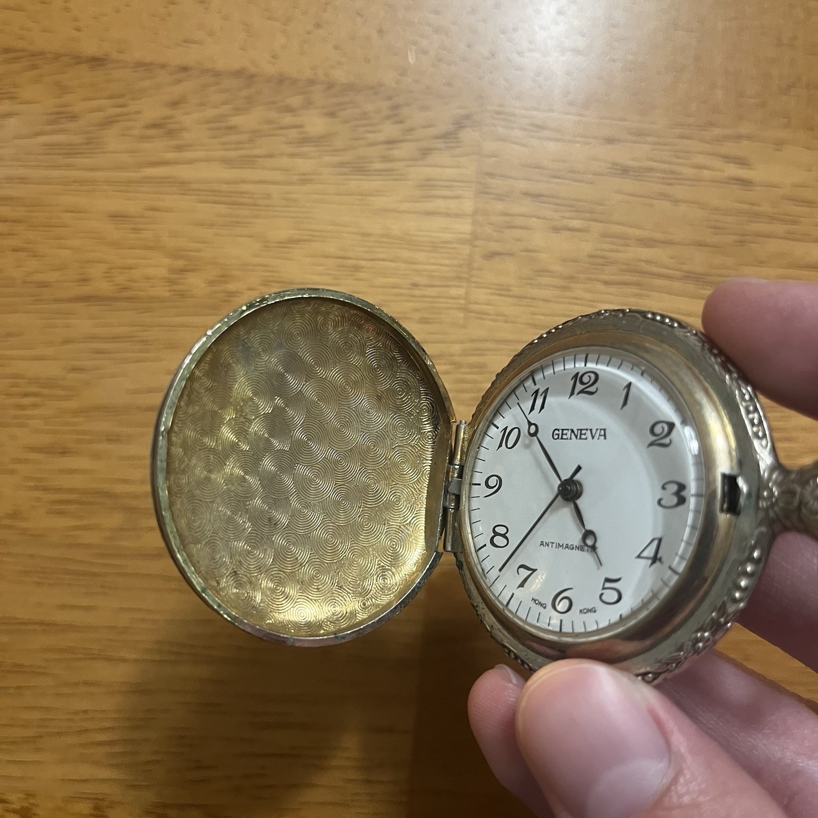 Vtg Geneva Pocket Watch Antimagnetic Hunting Deer Motif Gold Tone 1970’s Runs
