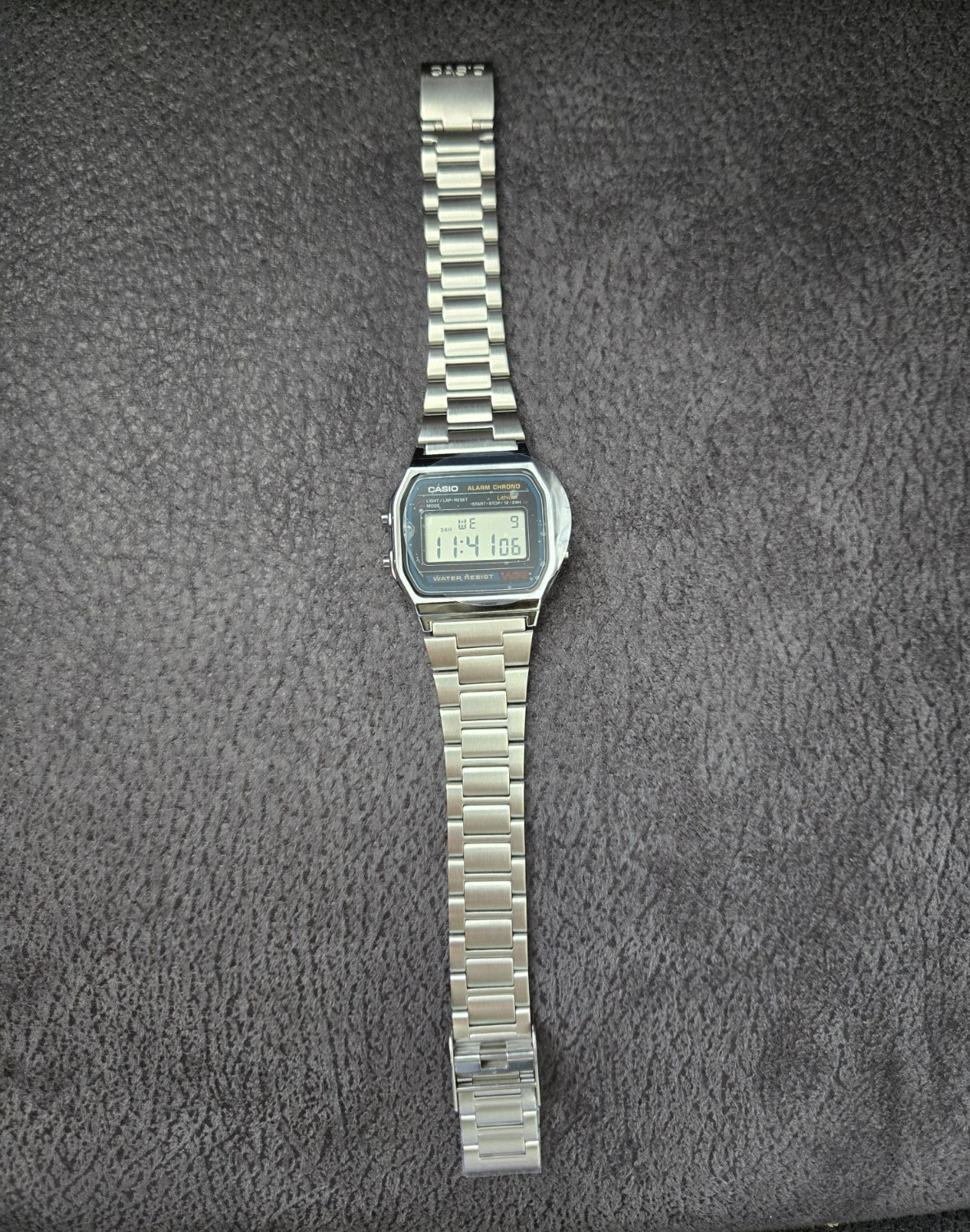 Casio A158W digital sport watch, like new, never worn. Works!