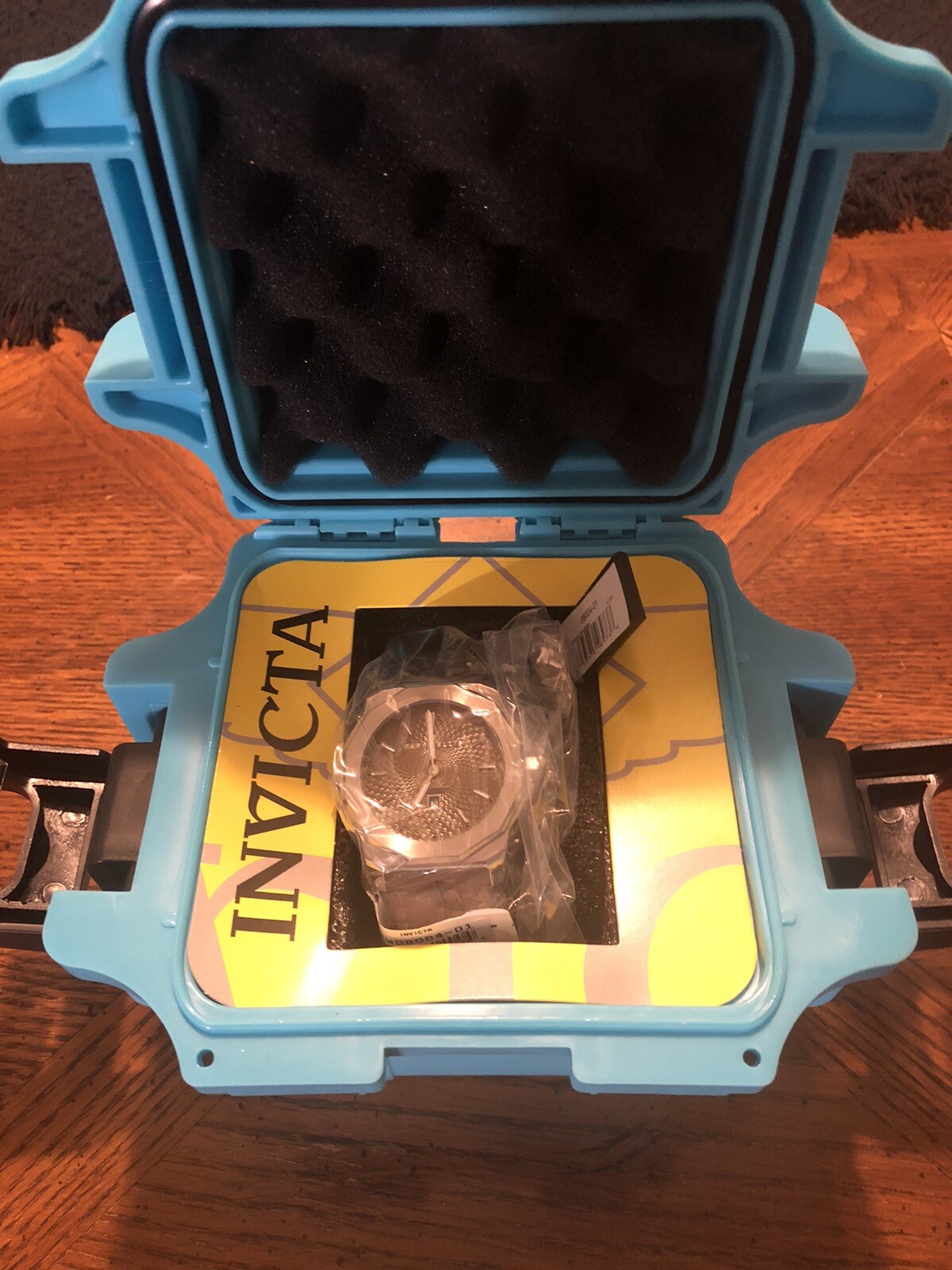 Perry Ellis Decagon Watch (08004-01) 42mm with Invicta hard case.