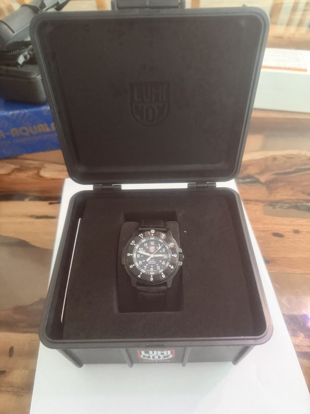 Case [N MINT] Luminox 3400 F-117 Nighthawk USAF fighter jet Men Watch Qz