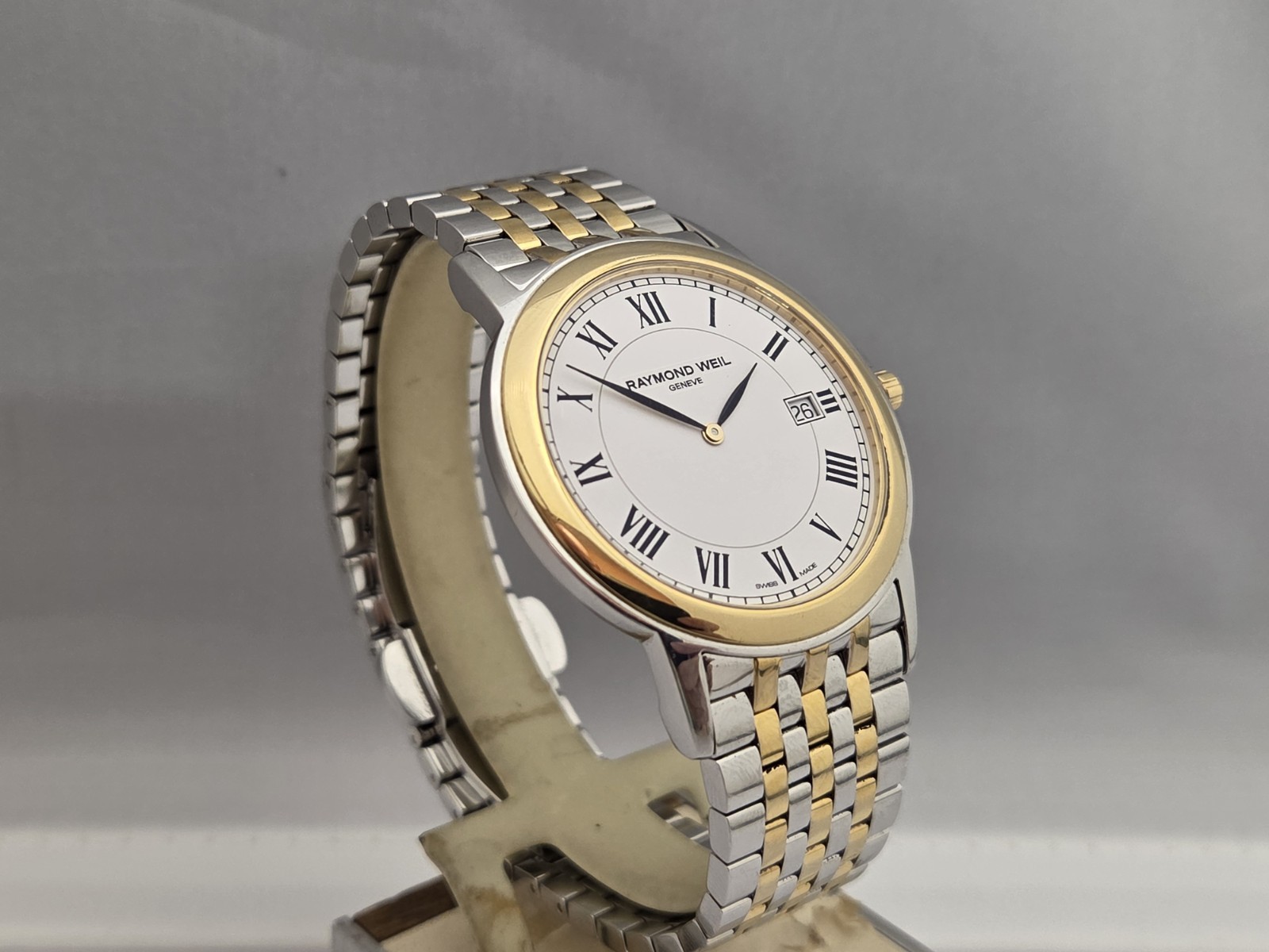 Raymond Weil 5466 Tradition – Toccata. Gents Swiss watch, Steel & Gold. Boxed.