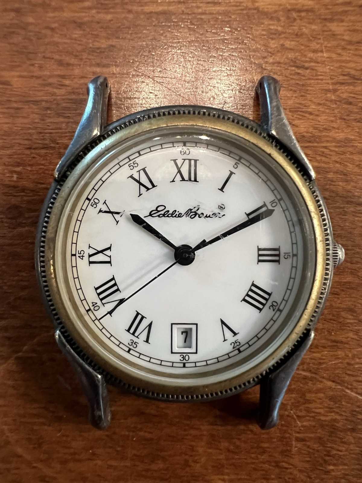 Eddie Bauer Cascade Men’s Quartz Wristwatch Stainless Steel.