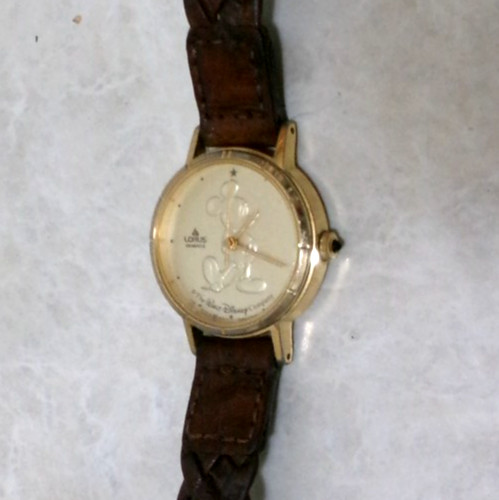 Lorus Mickey Disney Quartz Watch Y481-1730 Gold Tone FIT UP TO 6.5in NEW Battery