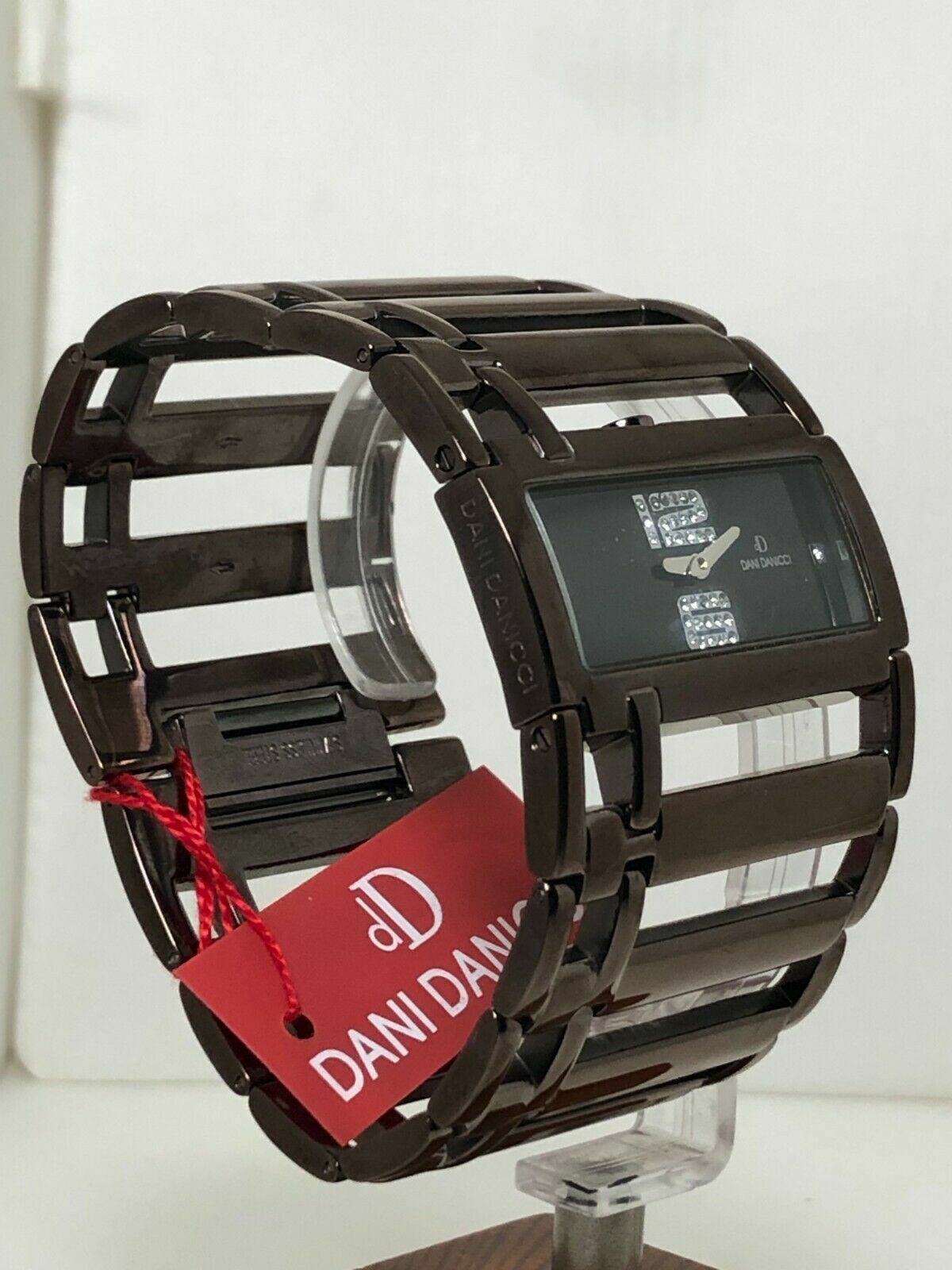 Brown watch for women Dani Danicci new stainless steel womens 3 atm
