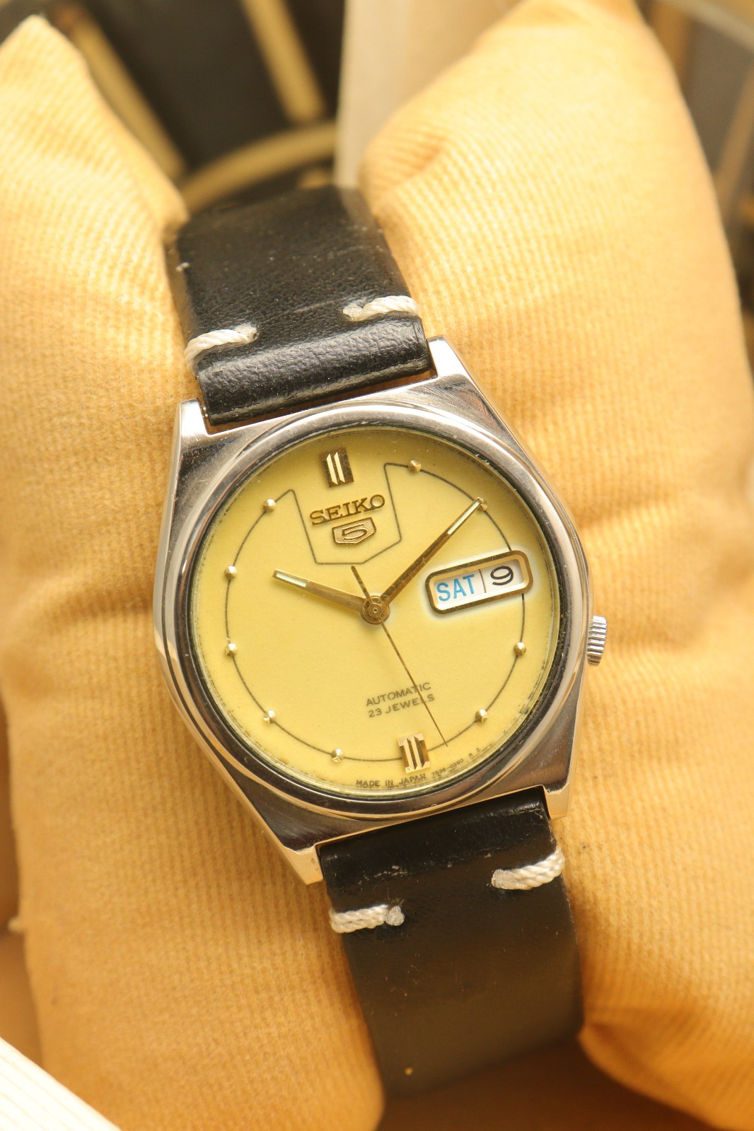 Vintage Seiko 5 Automatic Lume Dial Wrist Watch For Men’s Japan Movement 7s26.