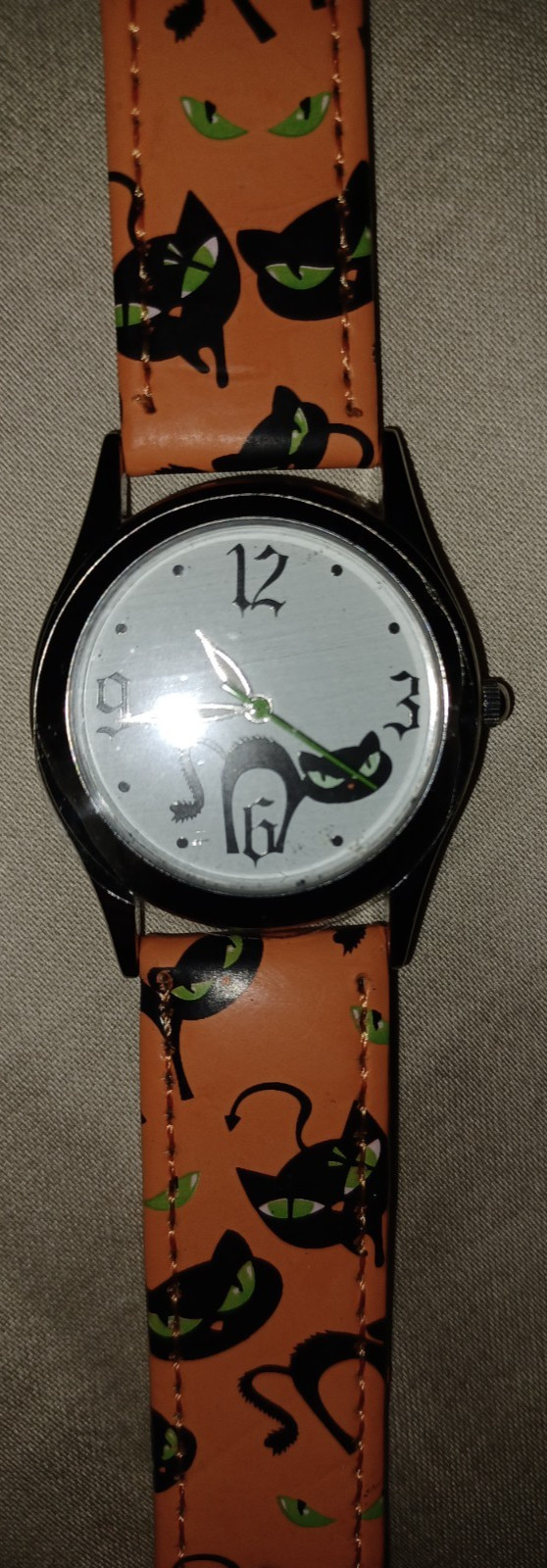 avon cat watch new condition black orange silver Halloween theme