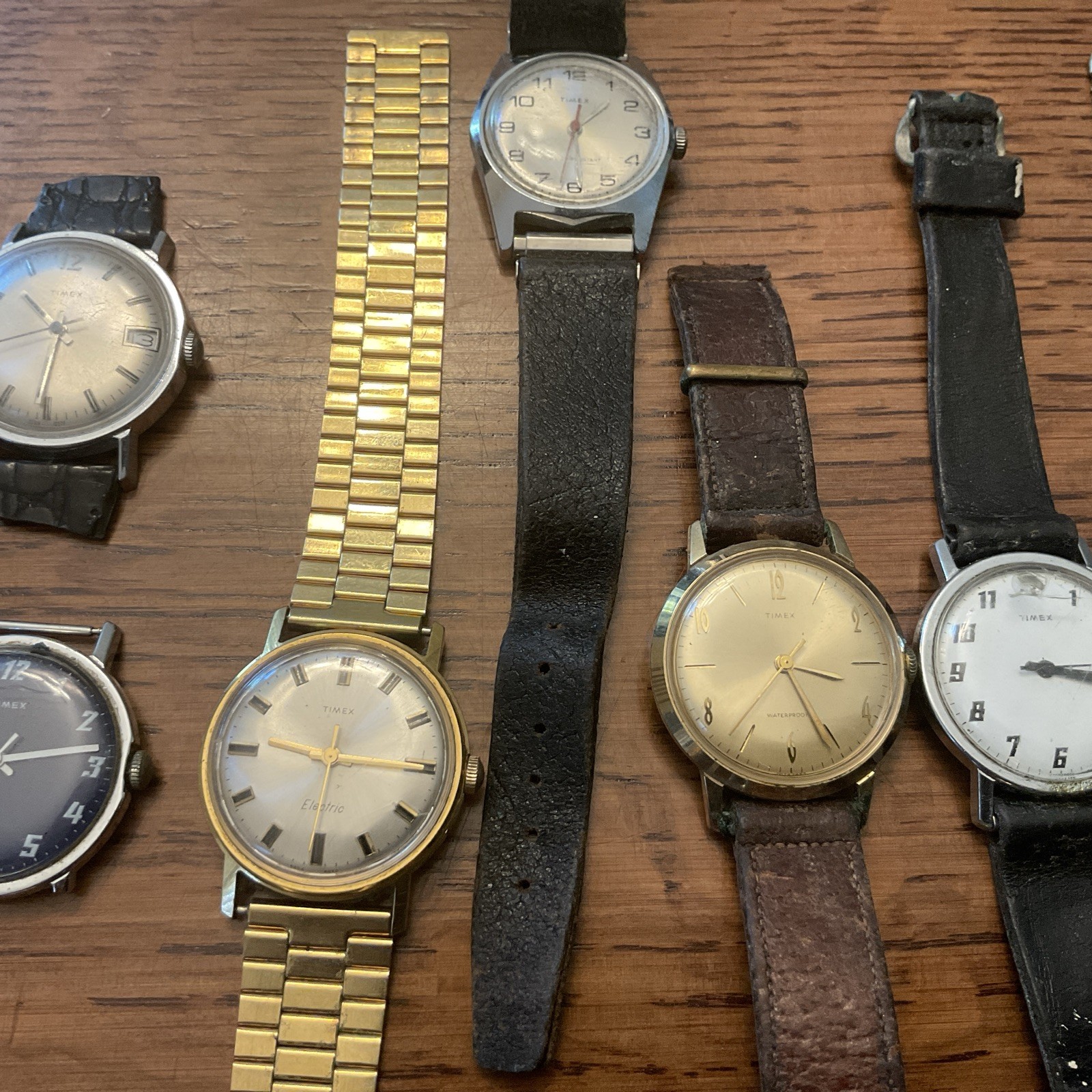 30 Vintage Ladies & Mens Wrist Watches Mostly TIMEX Mixed Brands UNTESTED