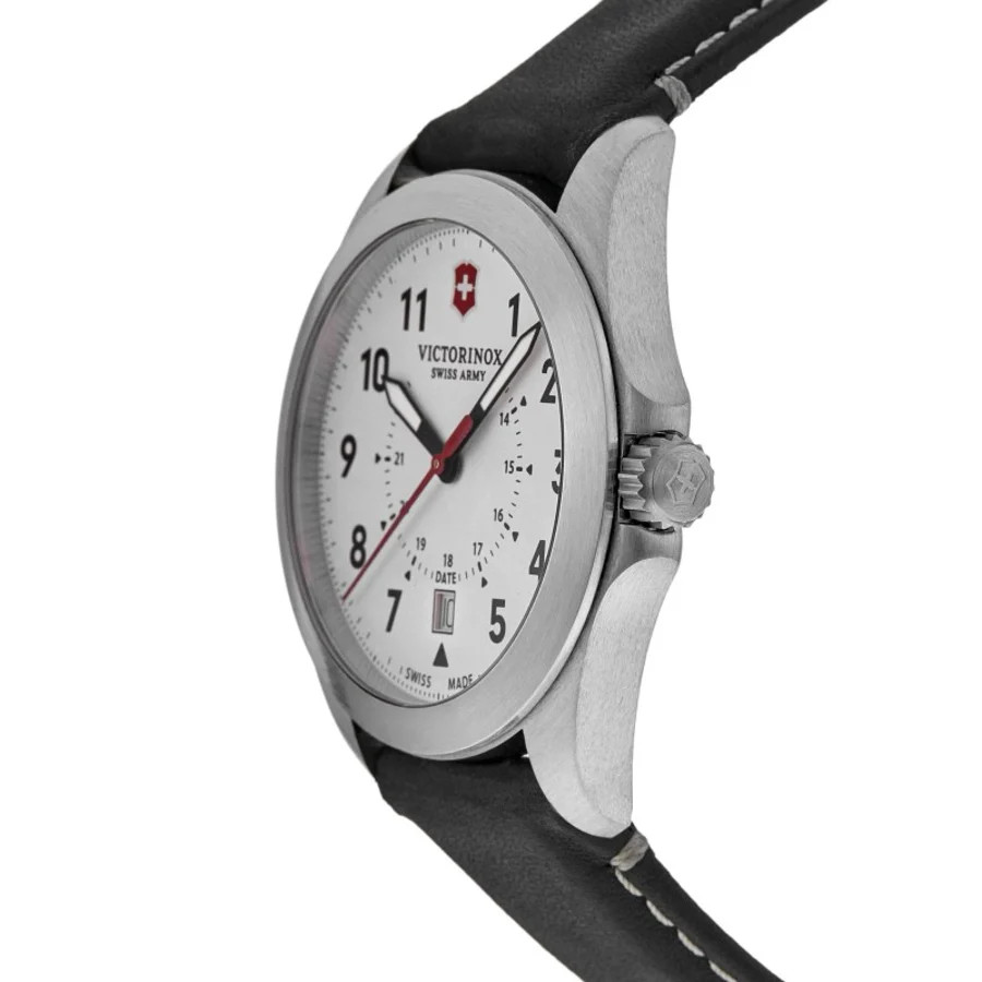 New Victorinox Swiss Army Heritage Quartz White Dial Black Men’s Watch 241965