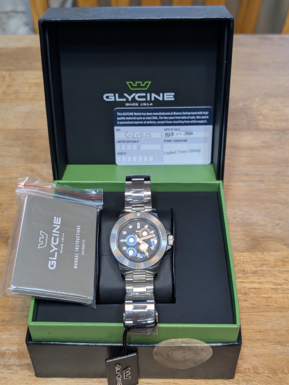 Glycine Men’s Combat Sub Box Ceramic 41mm Automatic Watch GL0525