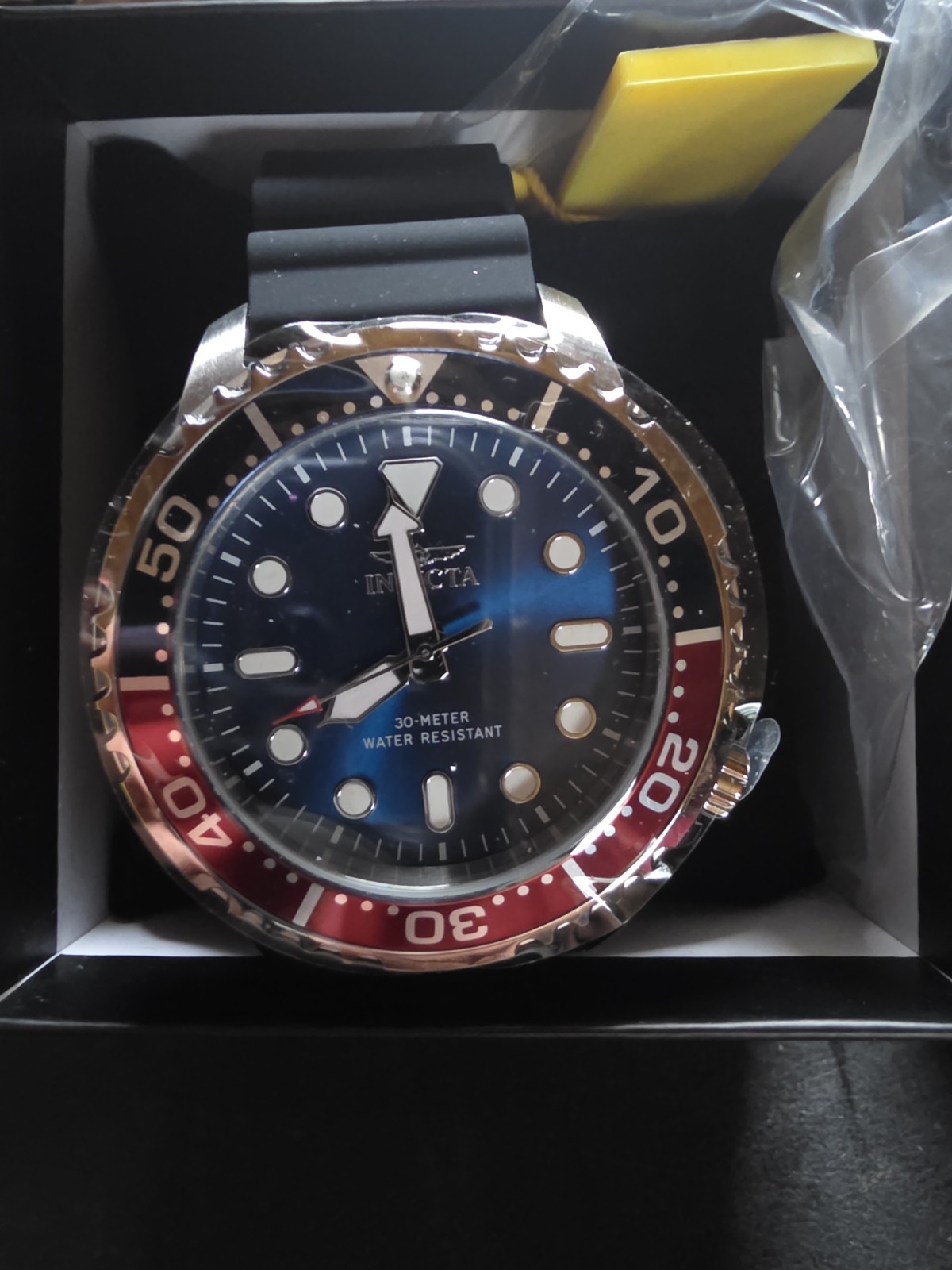 Invicta Pro Diver Men’s Quartz Blue Dial Red Bezel 48mm Rubber Strap 30m