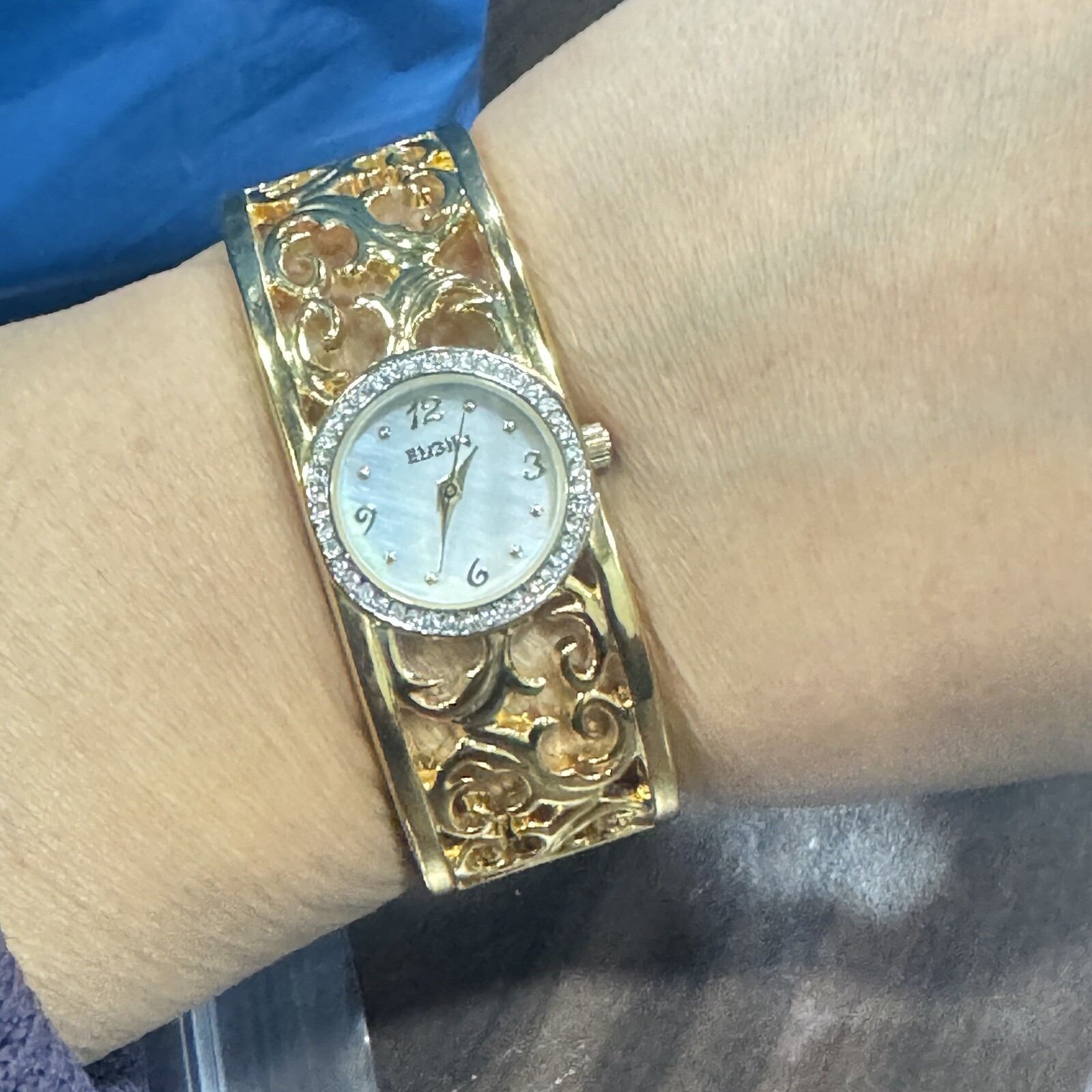 Elgin Watch for Ladies / Adult / or for Teen .