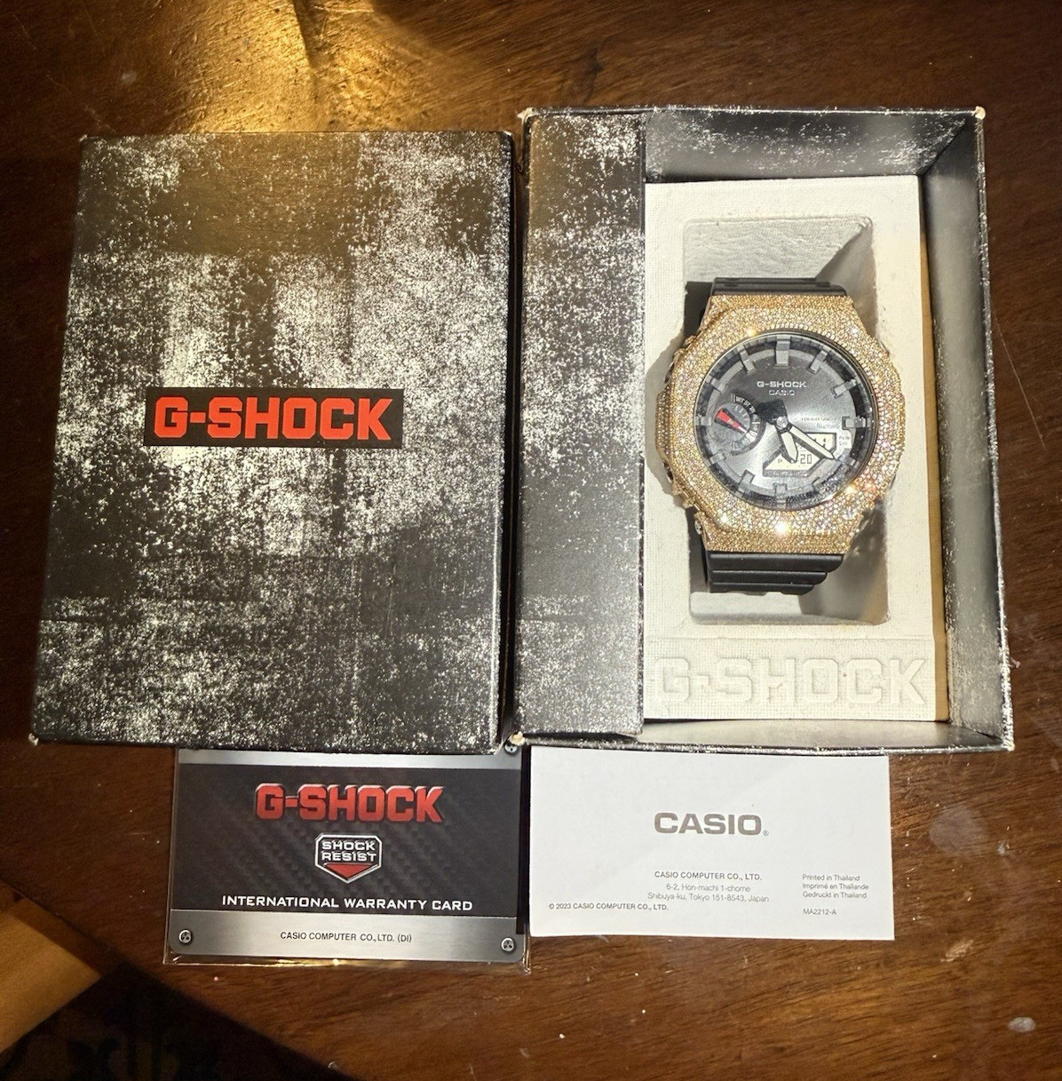 Casio G-SHOCK CUSTOM 6.00 CT natural diamond hexagon head. With Bluetooth