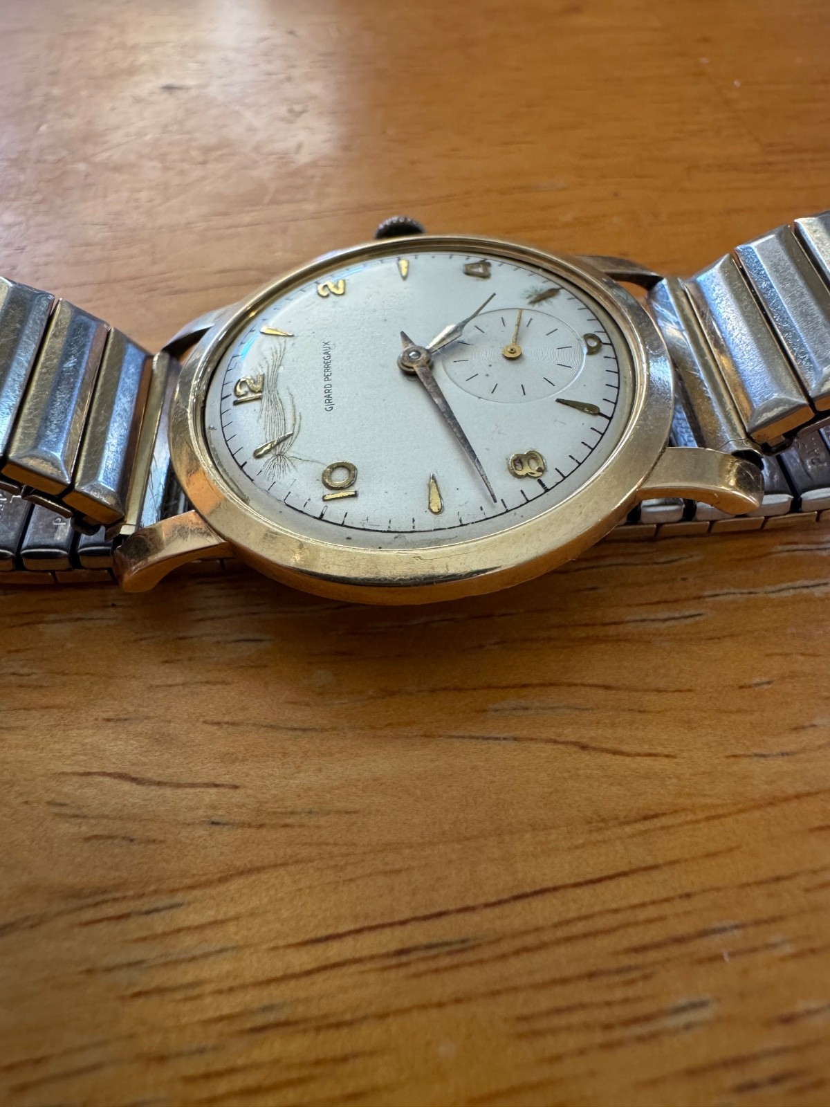VINTAGE GIRARD PERREGAUX 14k SOLID GOLD SUB SECOND WATCH – REPAIR/PROJECT