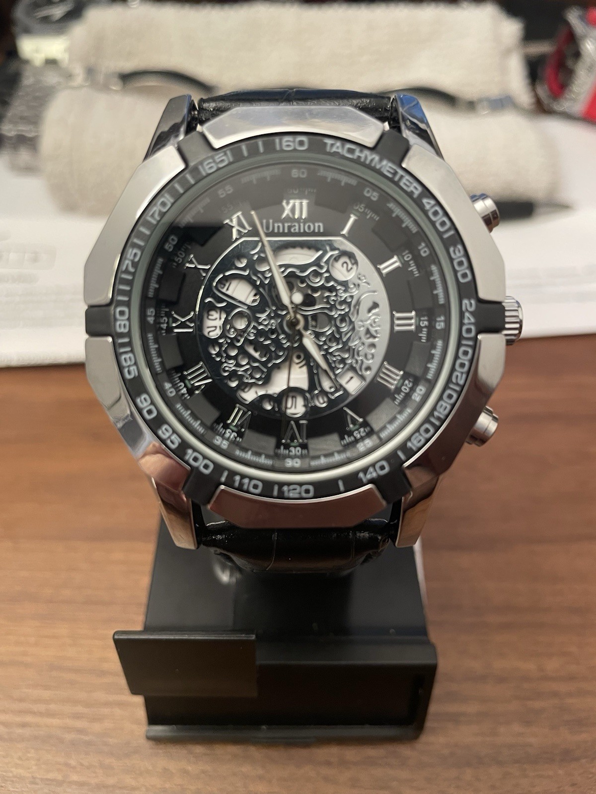Unraion Men’s Quartz Skeleton Watch 44-47.9mm Tachymeter Leather Strap 30m