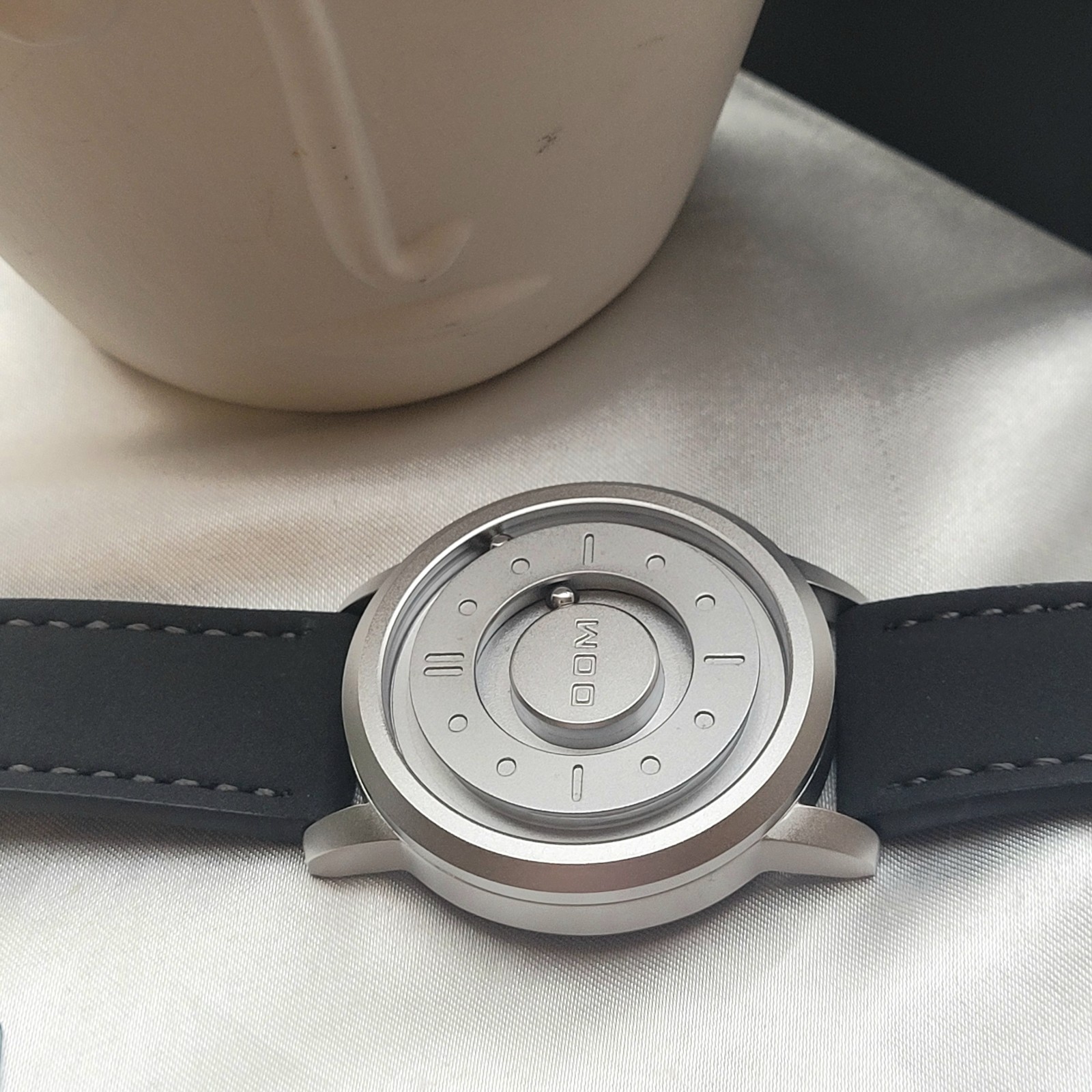 Mens DOM Orion Flow M1805 Magnetic Ball Display Watch W/Leather Strap SilverFace