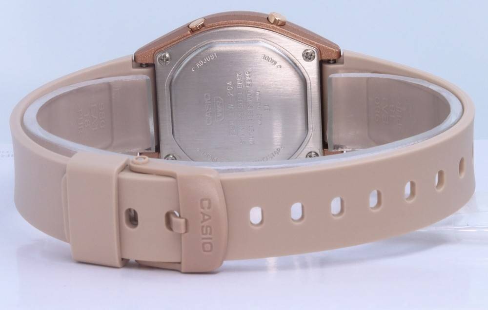 Casio Alarm Backlight Timer Stopwatch Digital LW-204-4A LW-204-4 Ladies Watch