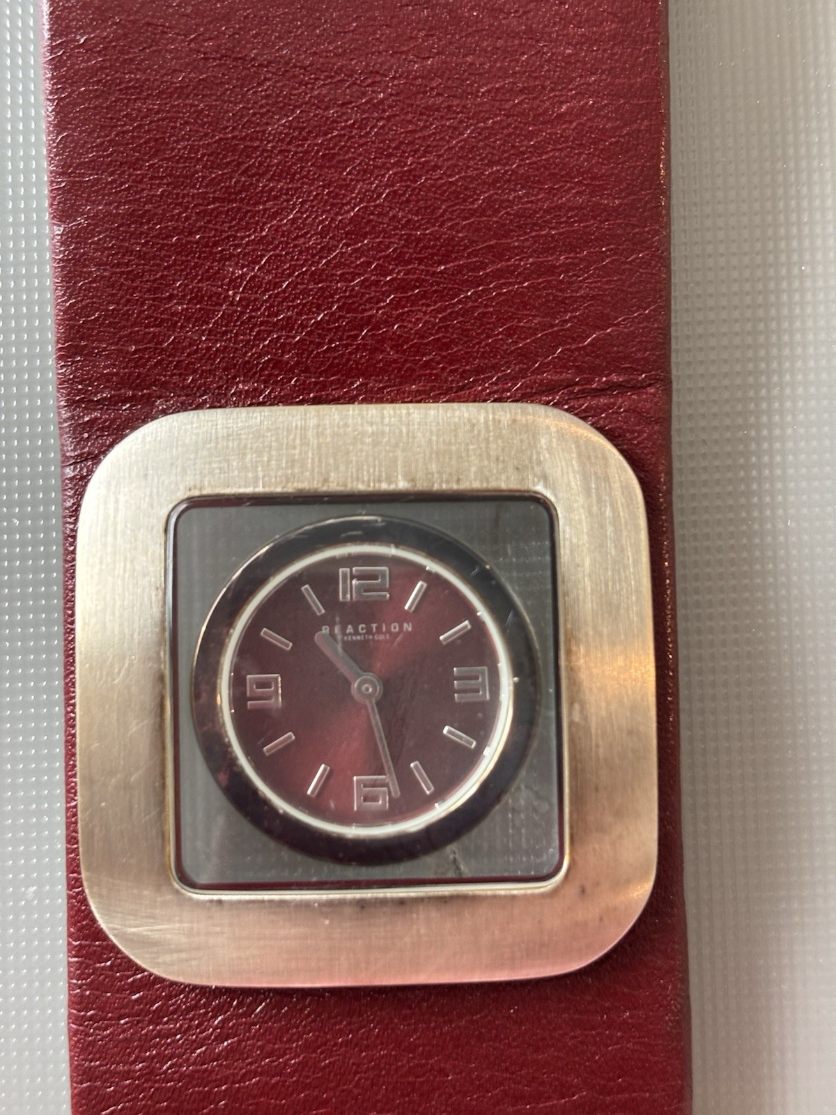Vintage Kenneth Cole -Reaaction From The 2000’s