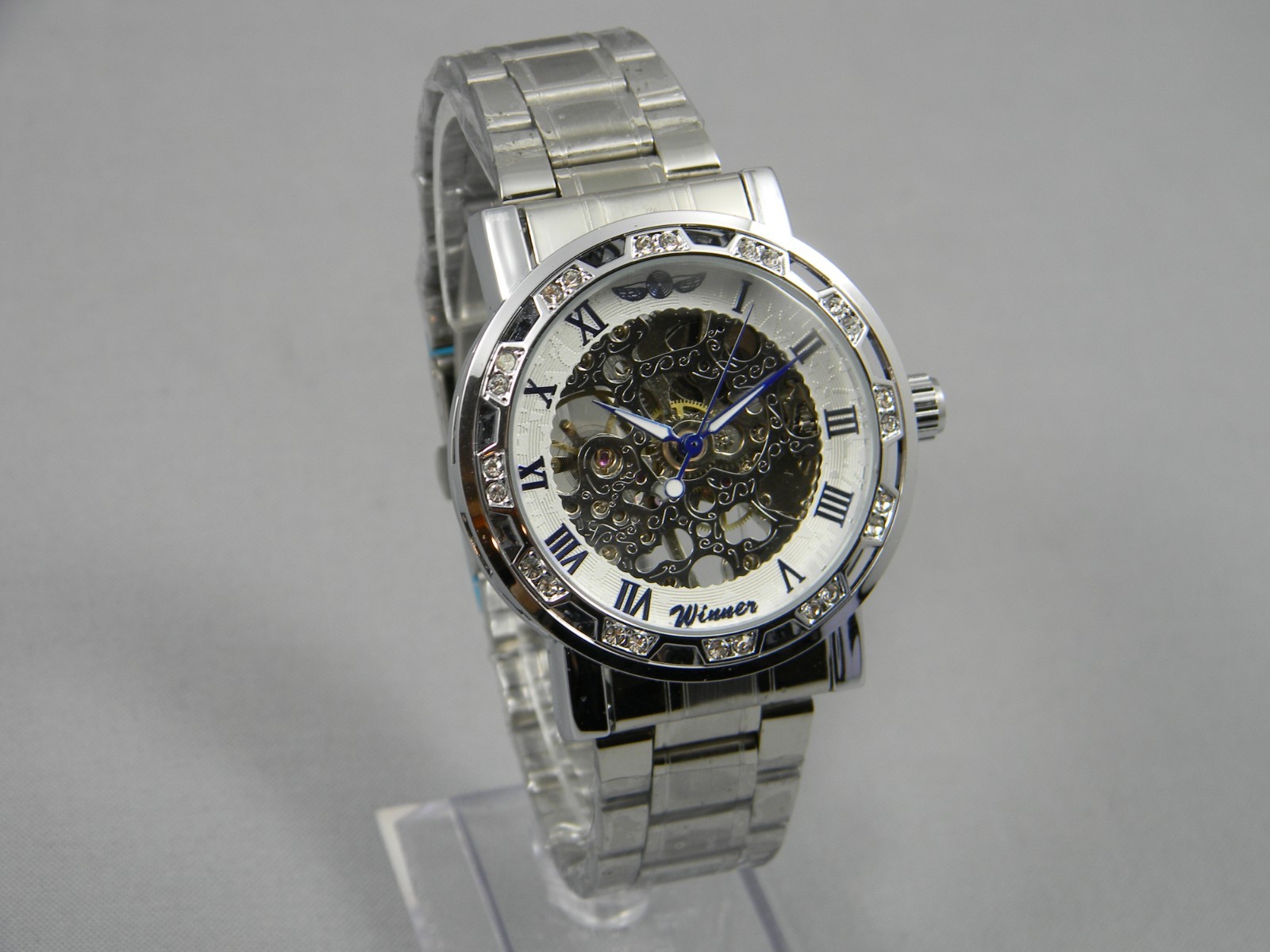 T-Winner Skeleton Watch Men 40mm Glass Mechanical Manual Wind White/Silver 8.25″