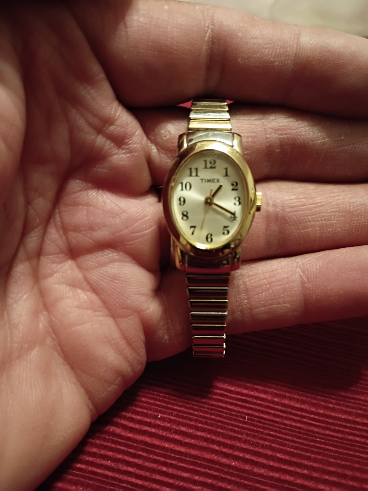 Vintage Timex Women’s Quartz Gold Tone Bracelet White Dial -Working New Battery