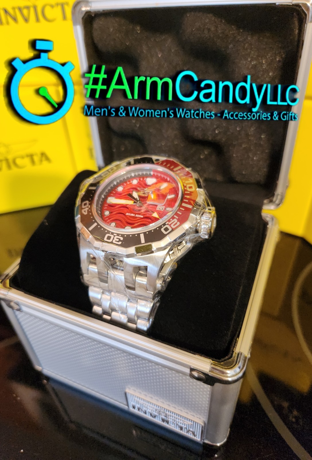 52mm Invicta Pro Diver Scuba RED DIAL Silver Case & Bracelet FREE DISPLAY CASE
