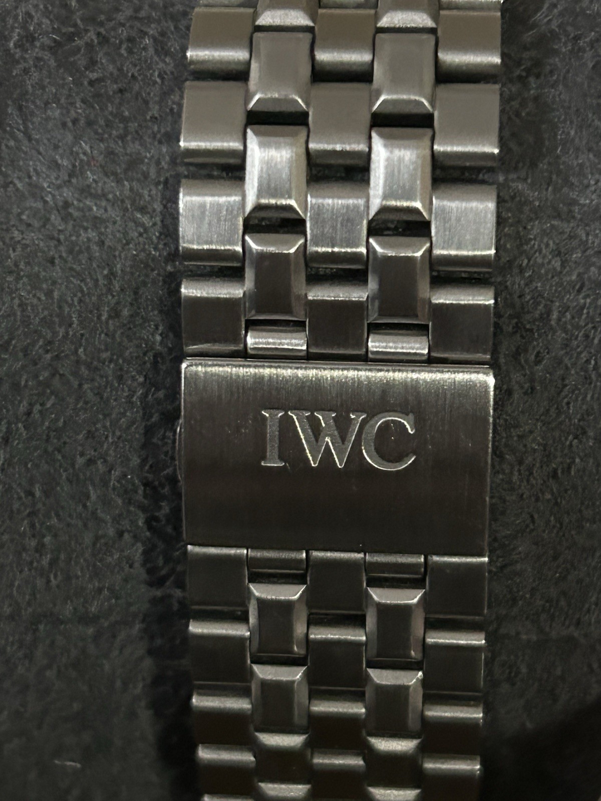 IWC Pilot Mark XVI 39mm Watch