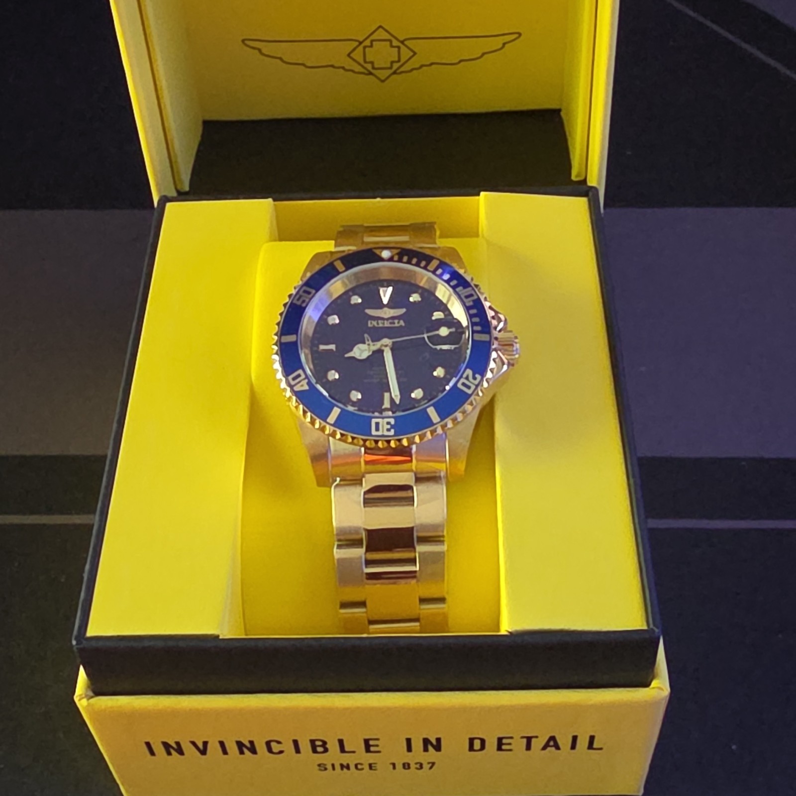Invicta Pro Diver Coin Edge Men’s Automatic Watch Blue Dial/Bezel Gold SS